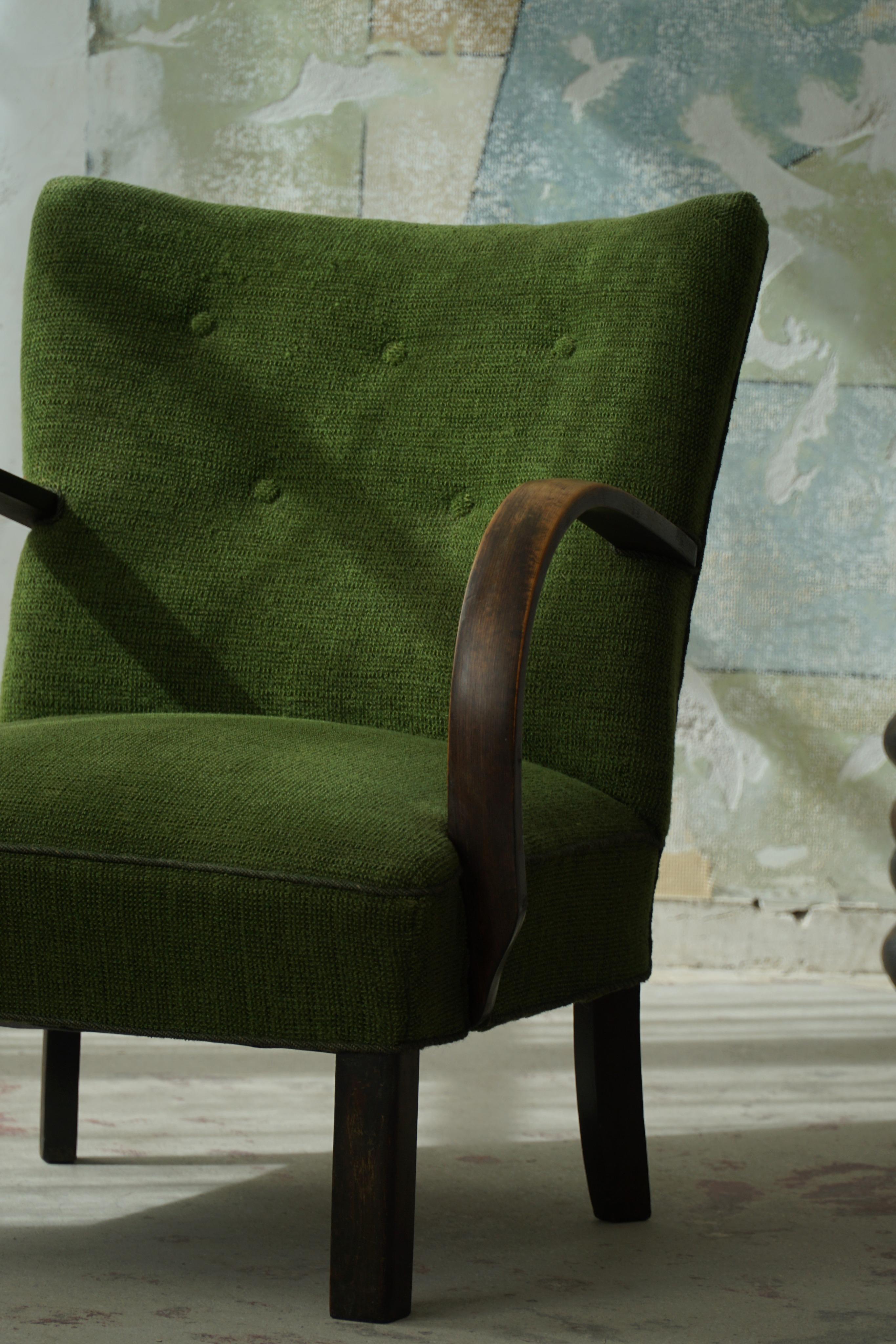 Mid-Century Modern Mid Century Modern Easy Chair in Beech & Green Fabric, Danish Cabinetmaker, 1940 For Sale