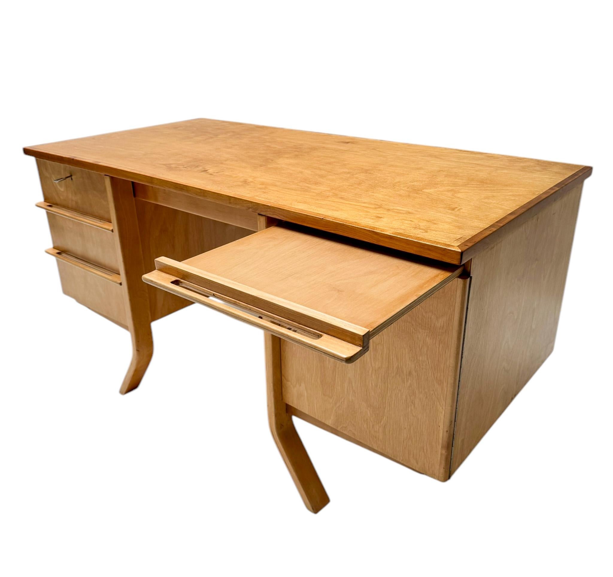 Olandese Scrivania EB04 di Cees Braakman per Pastoe, anni '50, stile metà secolo moderno in vendita