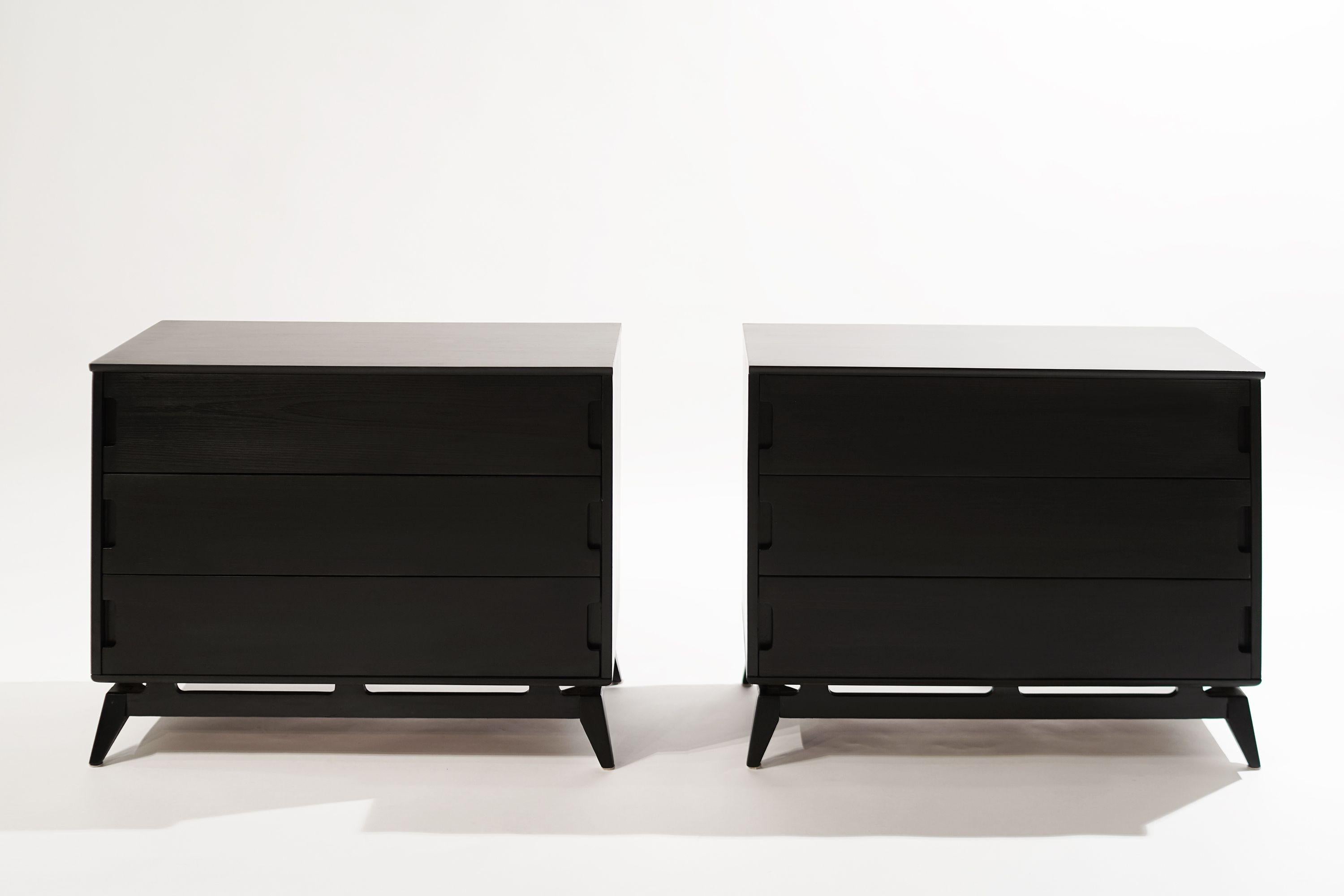 A unique set of bedside tables or chests of drawers, they feature 3 large drawers each providing ample storage space. Completely restored.

Other designers from this period include Paul McCobb, Hans Wegner, Gio Ponti, and T.H. Robsjohn-Gibbings.