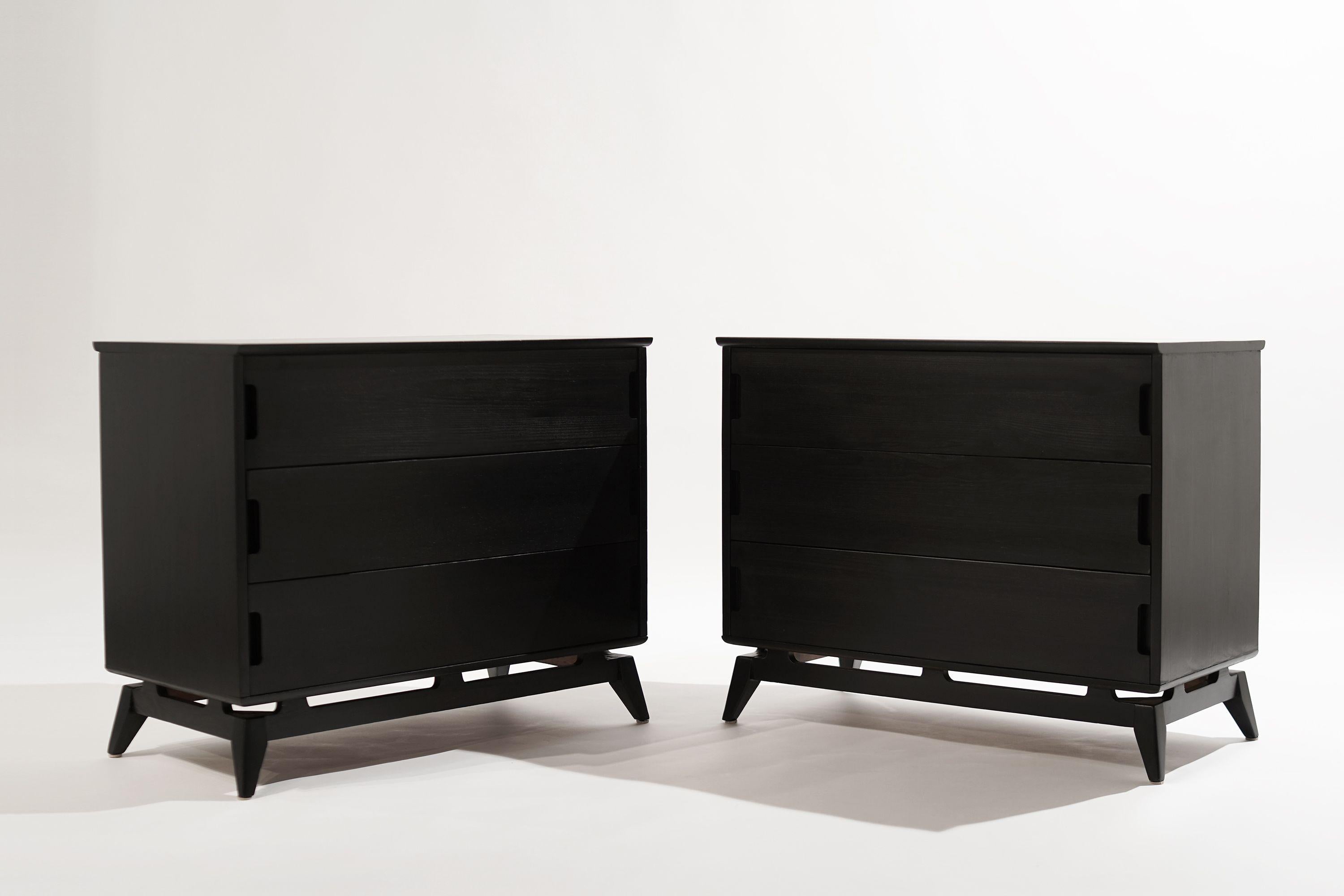 Mid-Century Modern Ebonized Bedside Tables, 1950s In Excellent Condition In Westport, CT