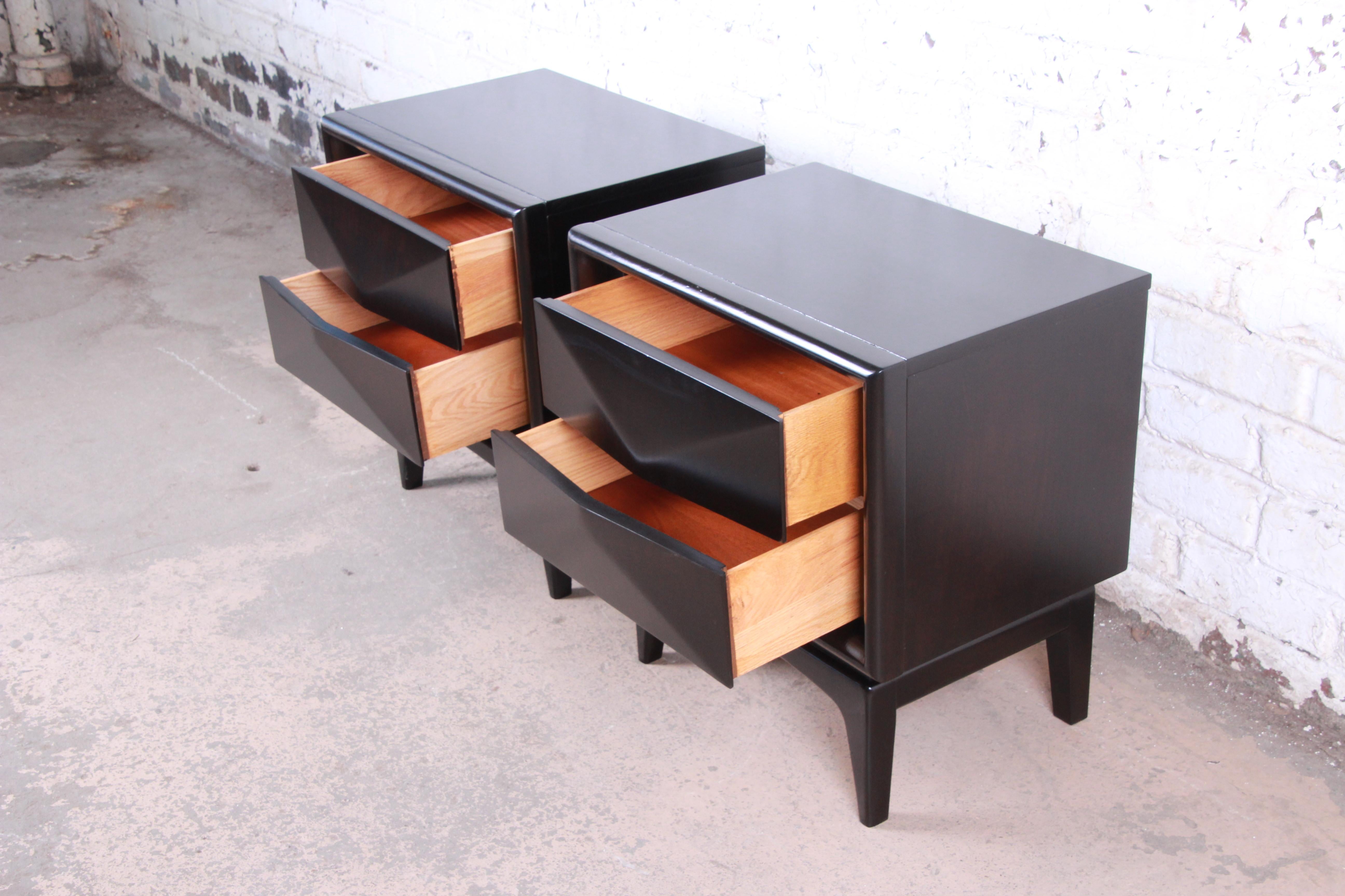 Mid-Century Modern Ebonized Diamond Front Nightstands by United, Refinished 1