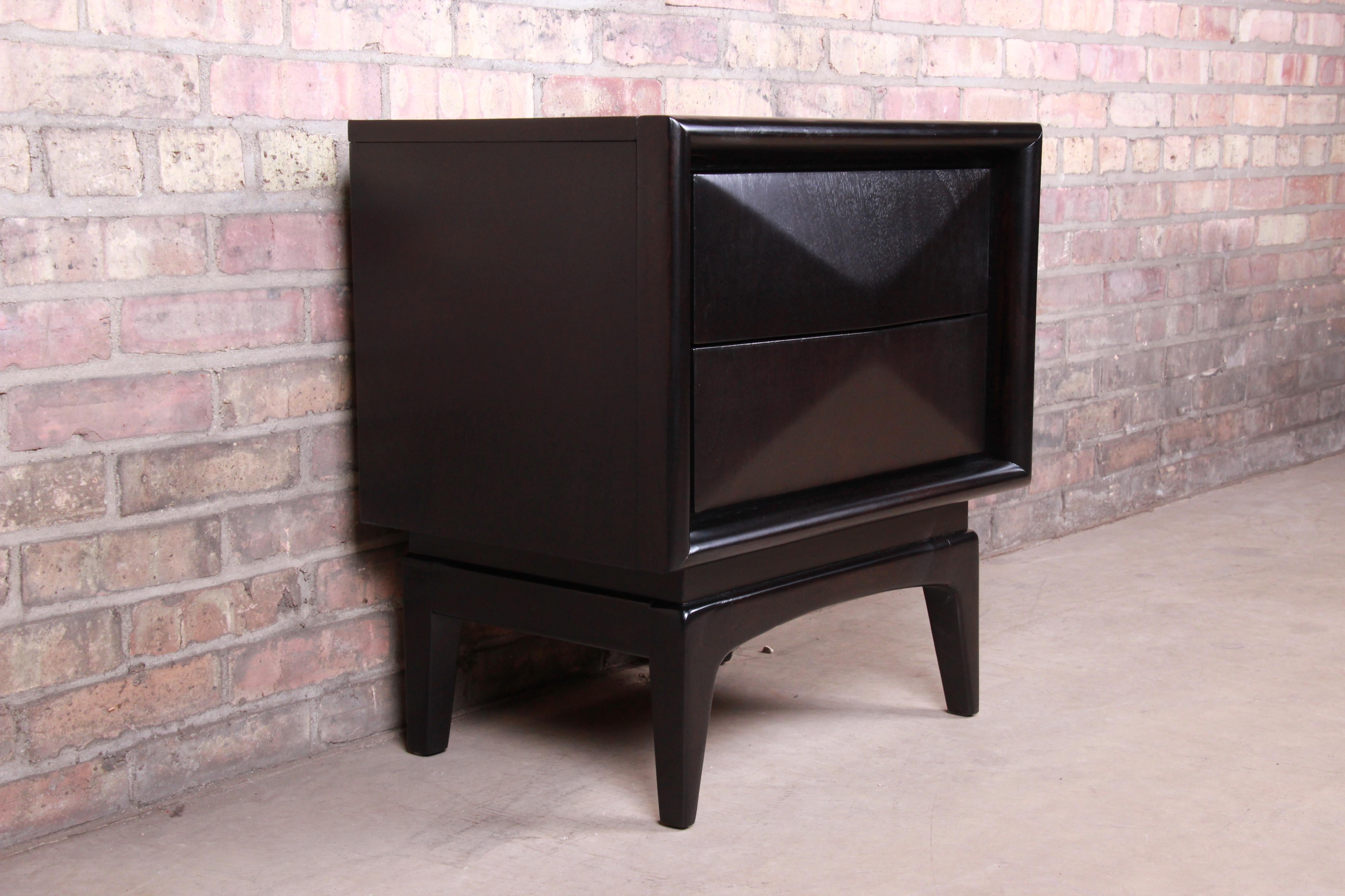 American Mid-Century Modern Ebonized Sculpted Walnut Diamond Front Nightstand by United