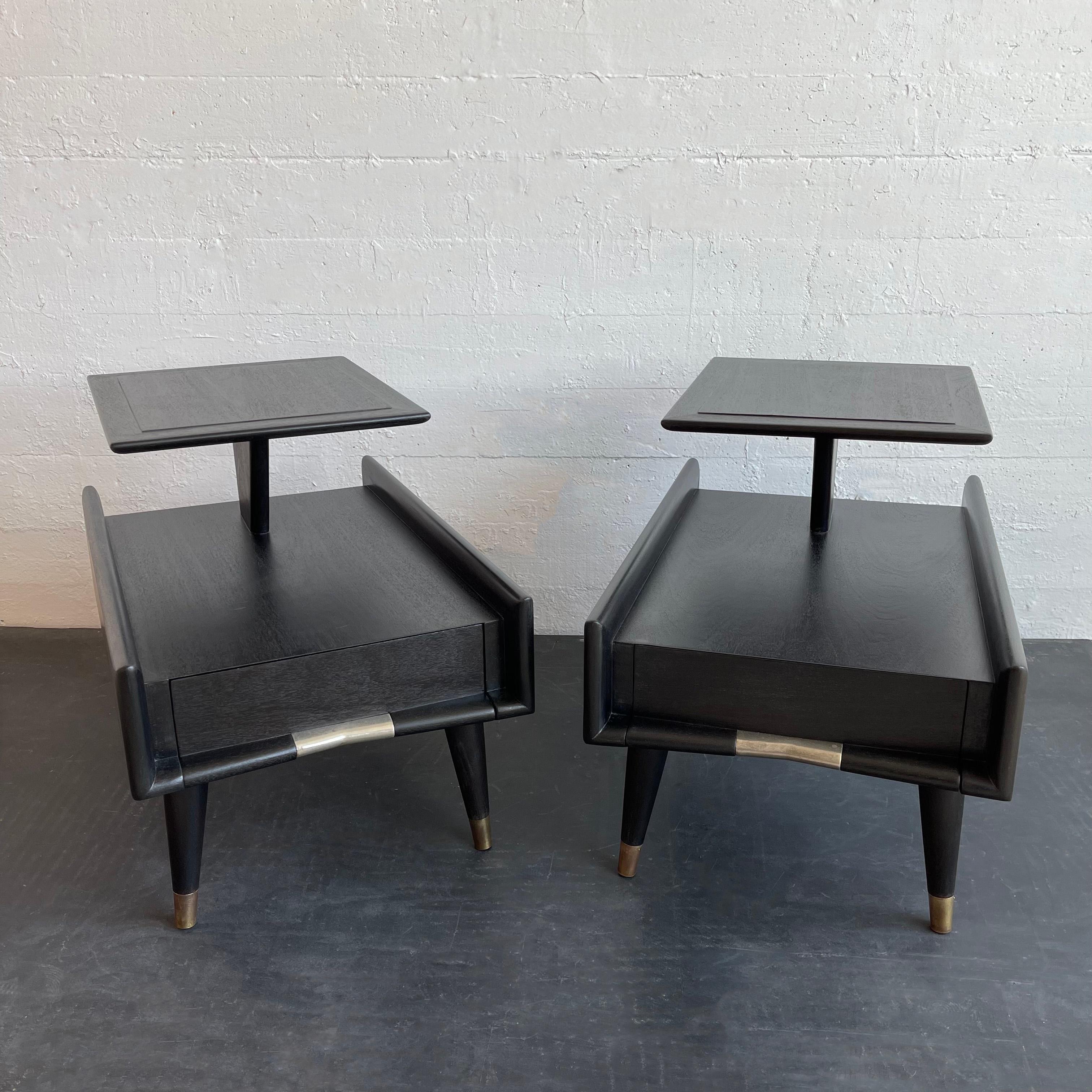 Mid-Century Modern Ebonized Stepped End Tables By Gordon's Furniture  In Good Condition For Sale In Brooklyn, NY