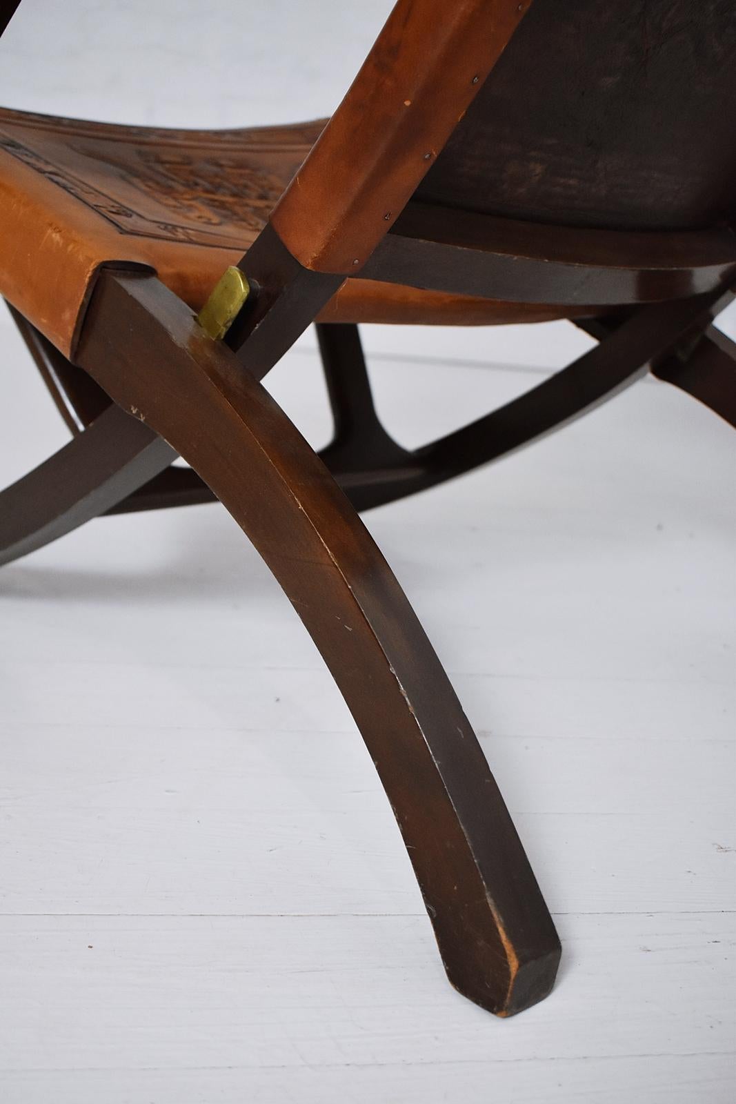 Mid-Century Modern Ecuadorian Wood and Leather Folding Chair by Angel Pazmino 4