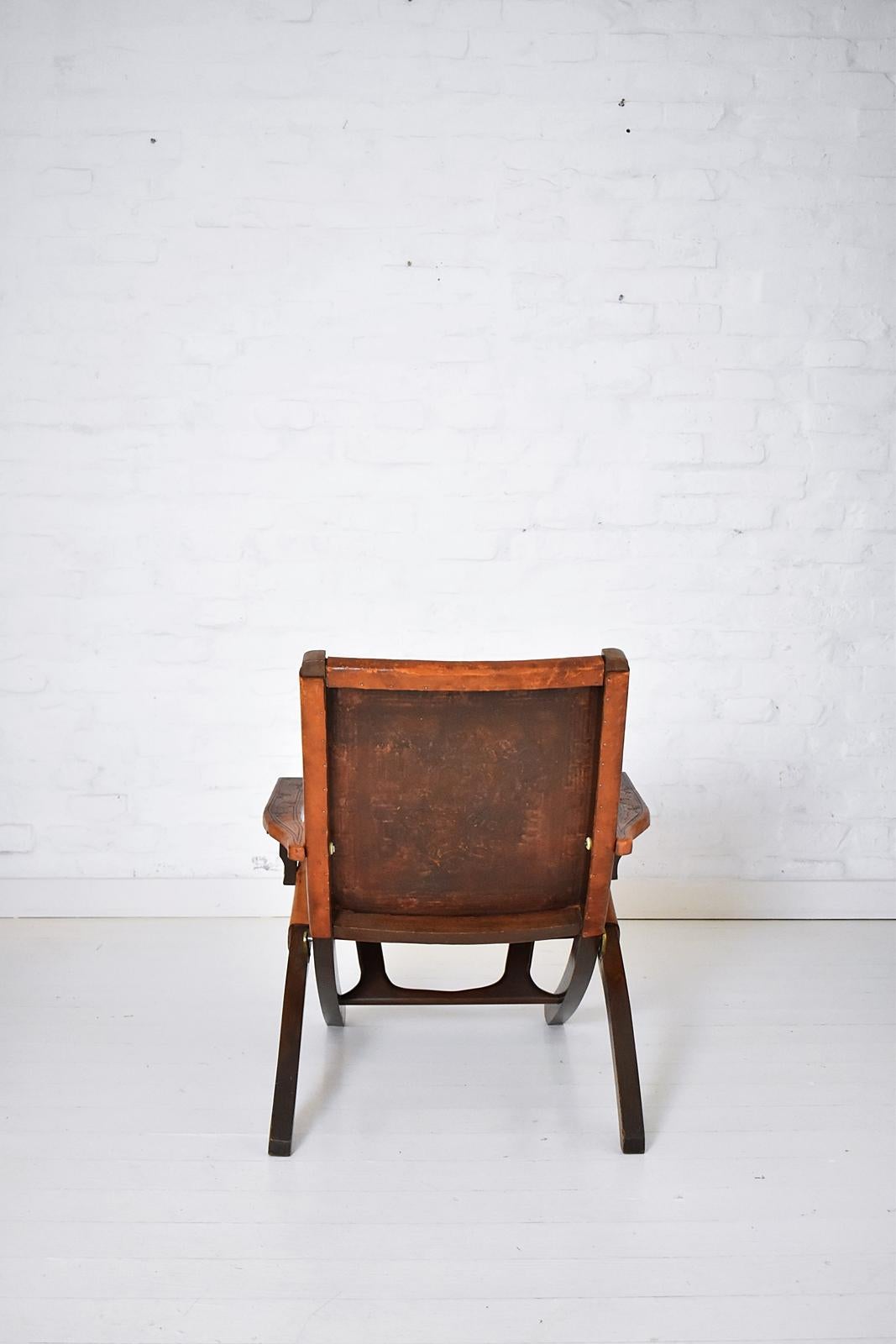 Hand-Crafted Mid-Century Modern Ecuadorian Wood and Leather Folding Chair by Angel Pazmino