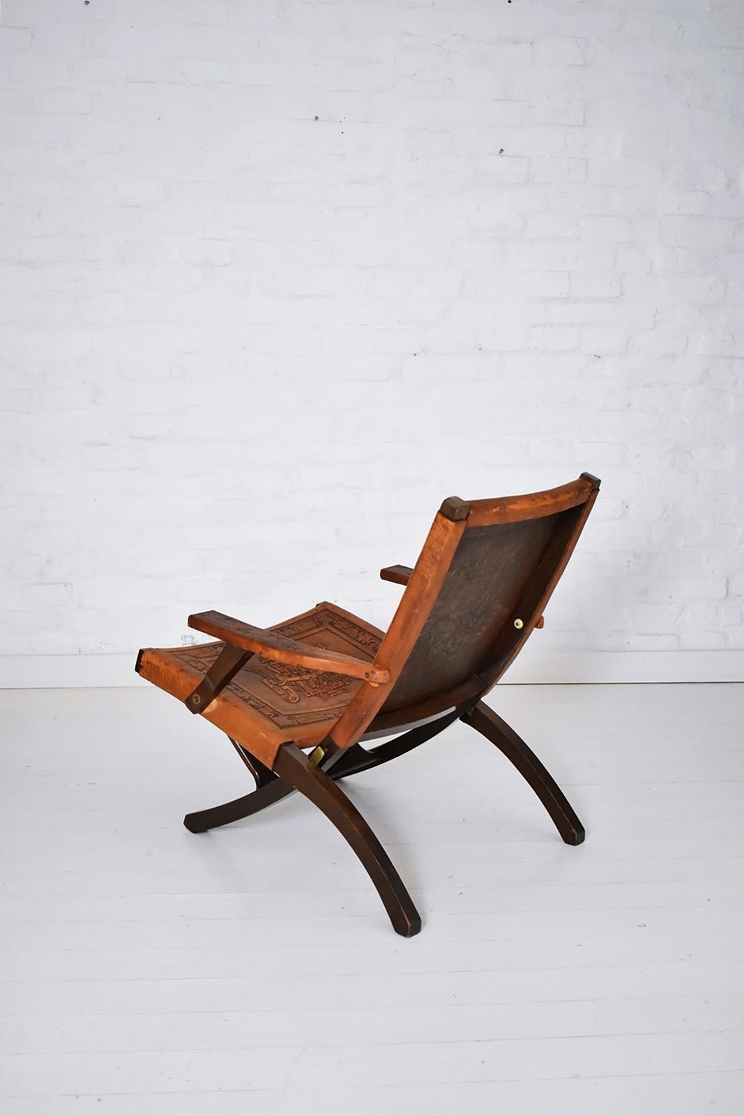 Mid-Century Modern Ecuadorian Wood and Leather Folding Chair by Angel Pazmino In Good Condition In Debrecen-Pallag, HU