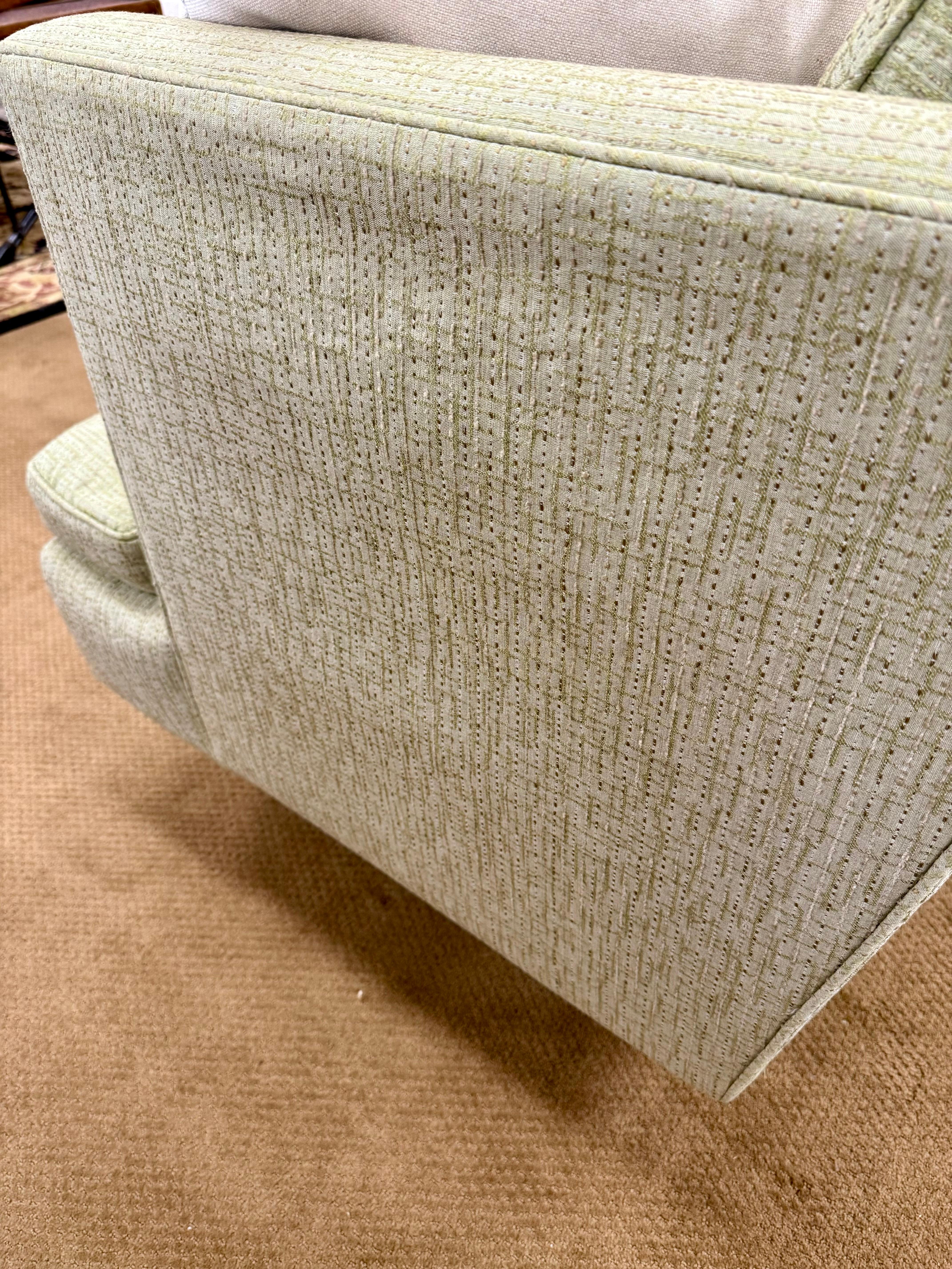 Grand canapé moderne du milieu du siècle Edward Wormley pour Dunbar Furniture Modèle 4906 en vente 4