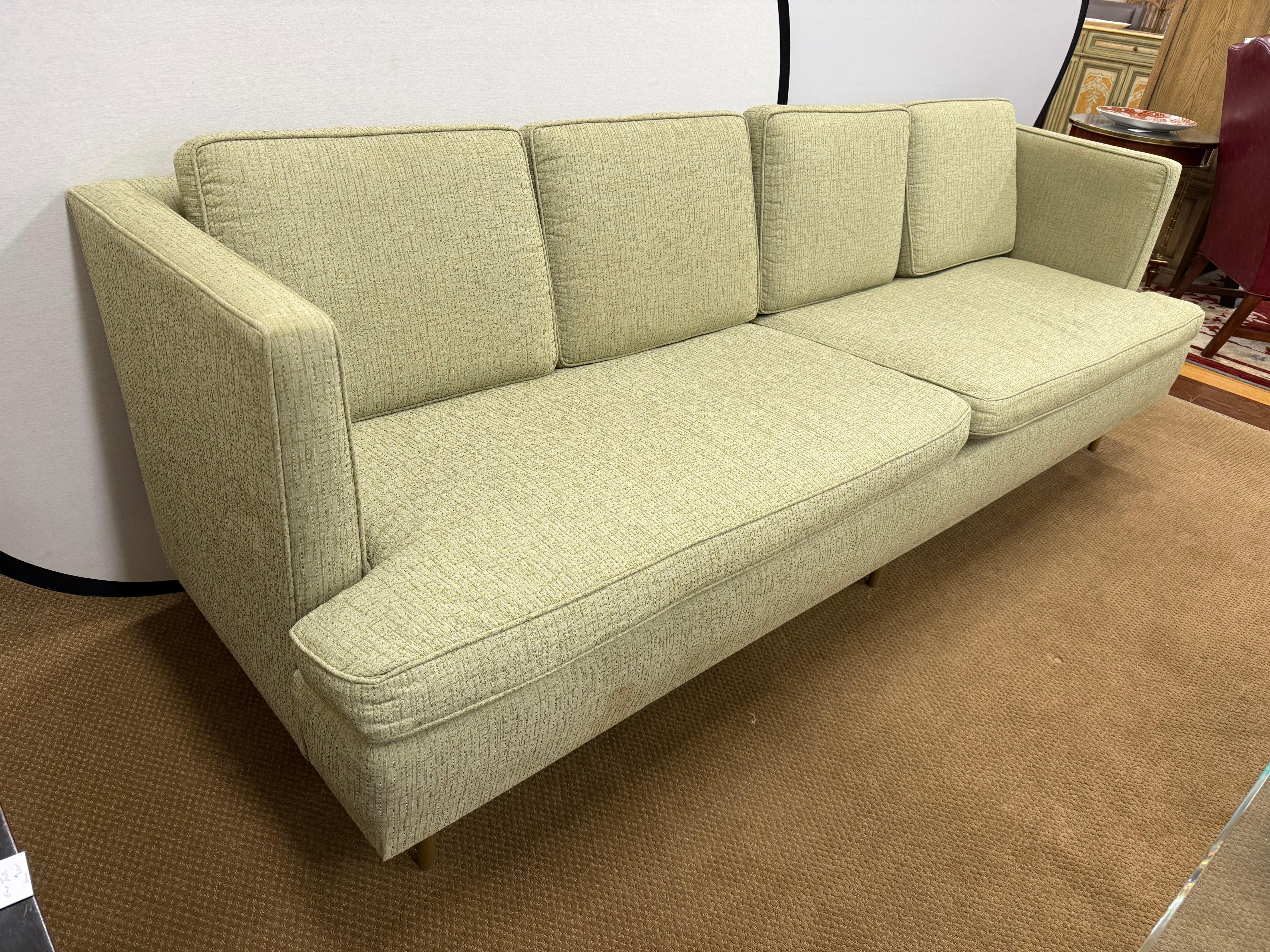 Grand canapé moderne du milieu du siècle Edward Wormley pour Dunbar Furniture Modèle 4906 en vente 6