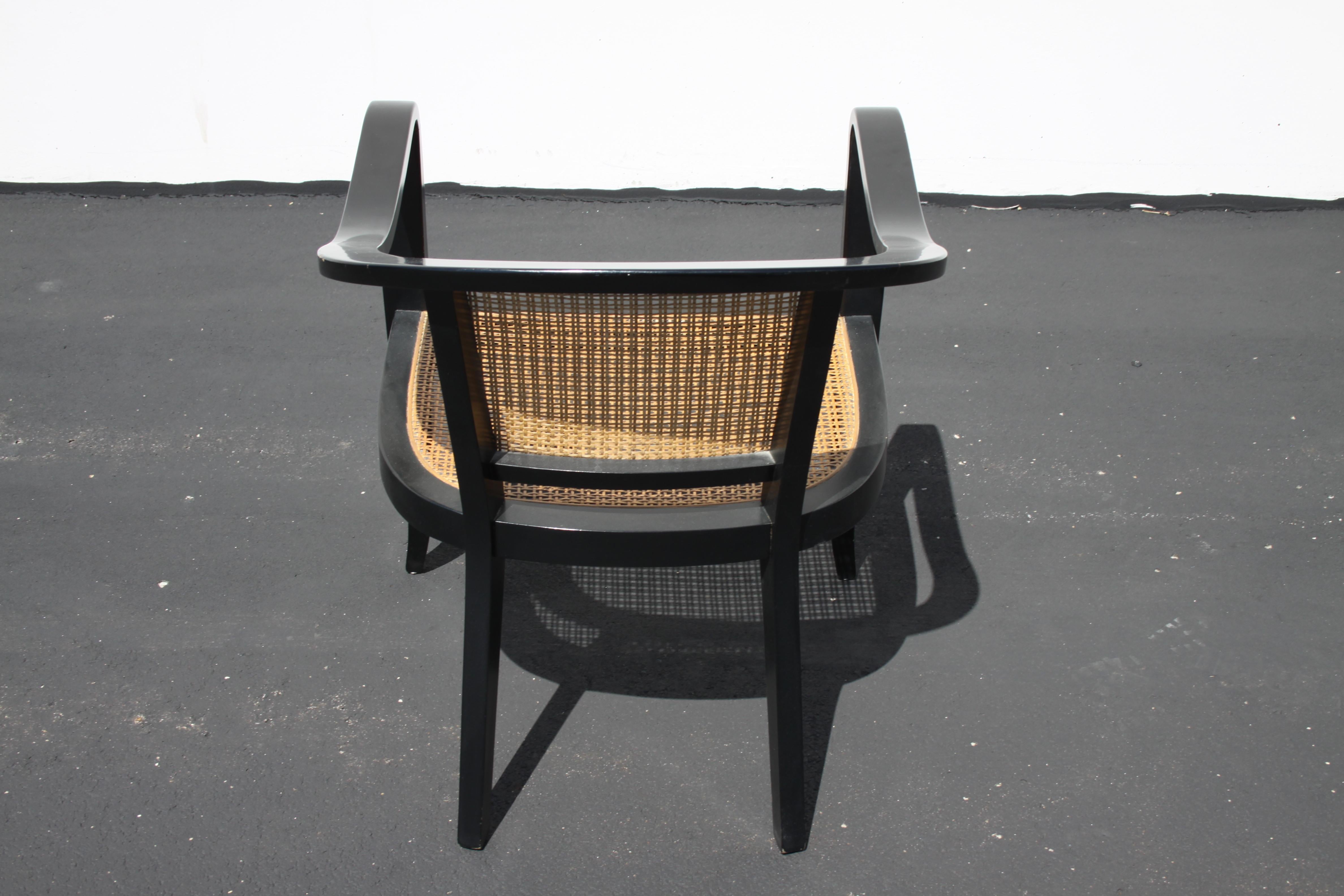 Mid-Century moderno Poltrona con canne in stile metà secolo Edward Wormley for Dunbar - Braccio scolpito in vendita