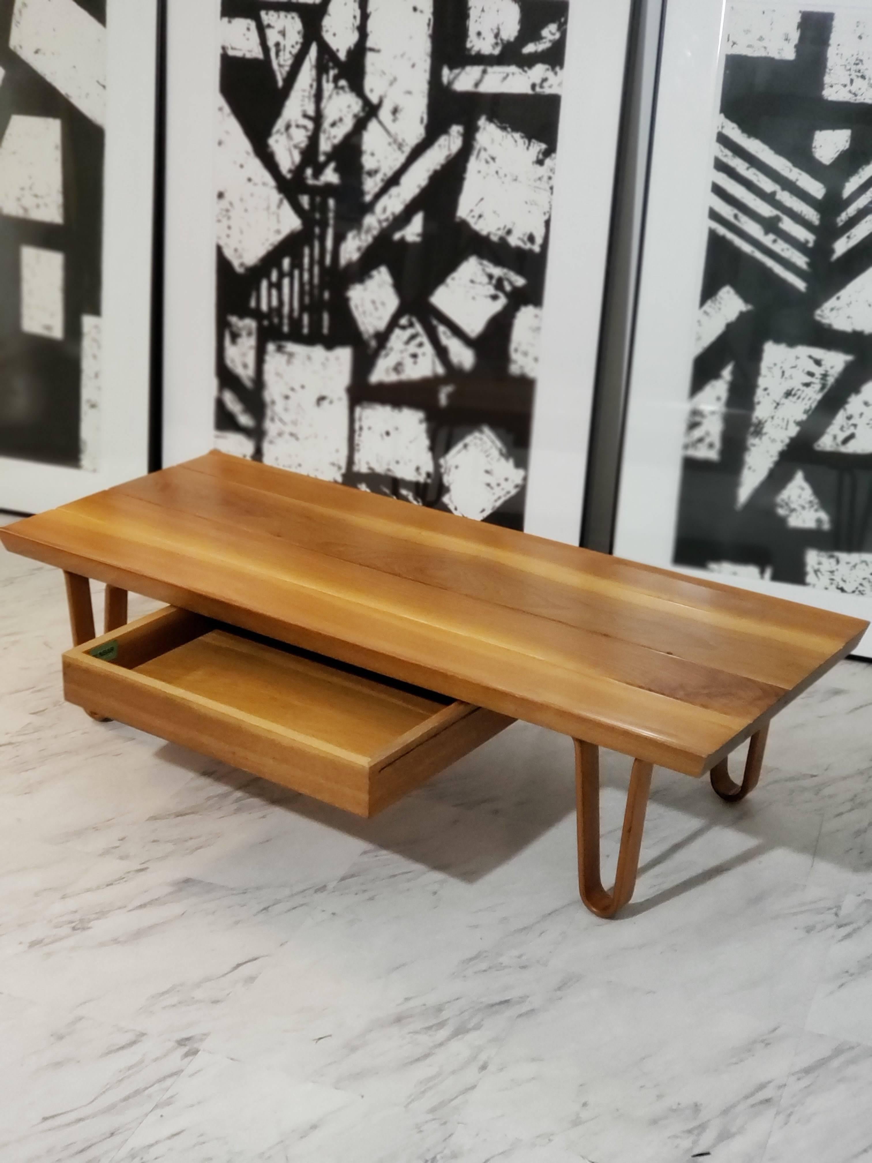 Mid-Century Modern Edward Wormley for Dunbar Walnut Long John Bench/Coffee Table In Good Condition In Keego Harbor, MI