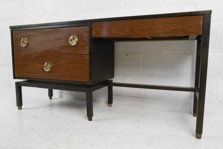 American Mid-Century Modern Edward Wormley for Dunbar Writing Desk