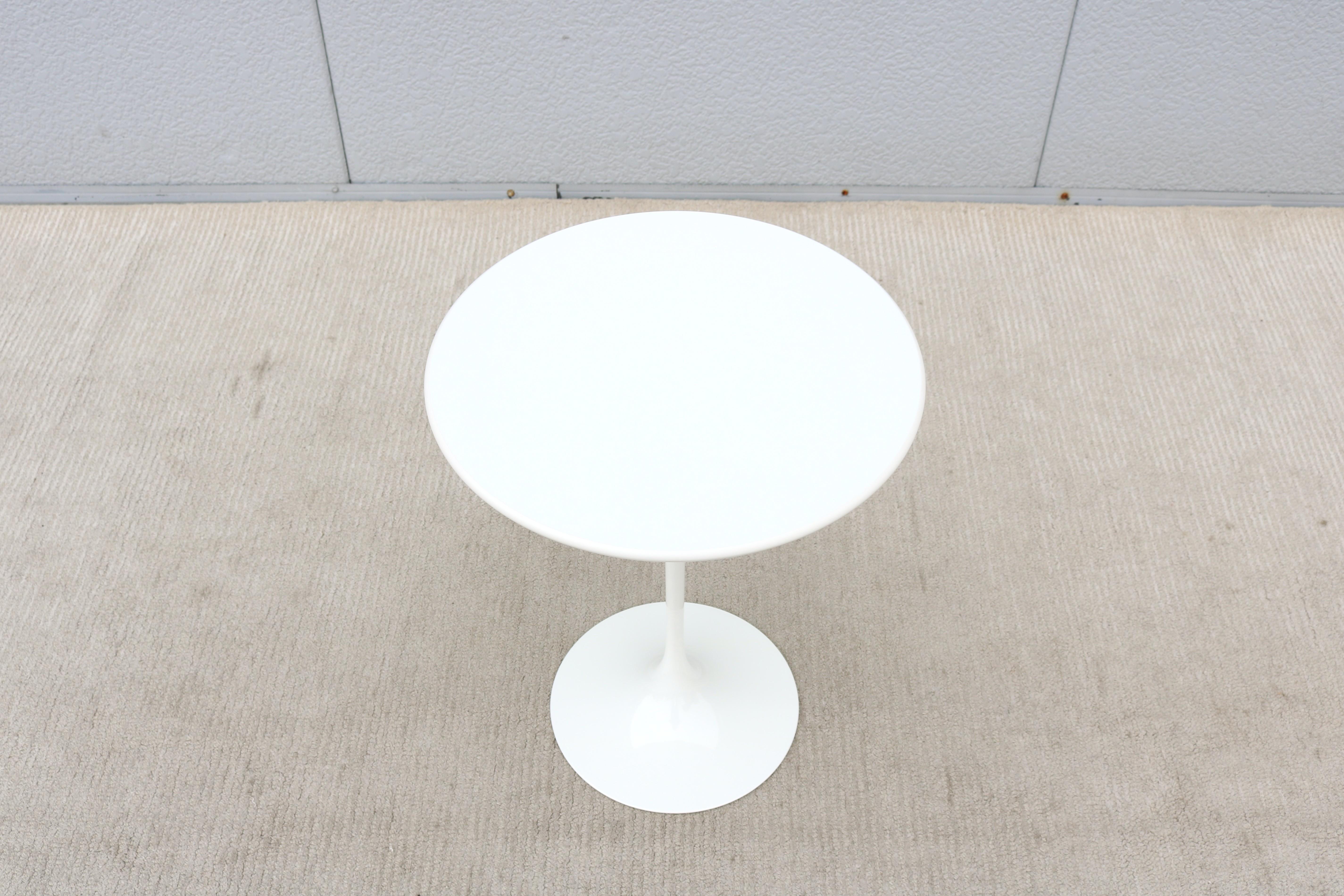 Mid-Century Modern Eero Saarinen for Knoll 16