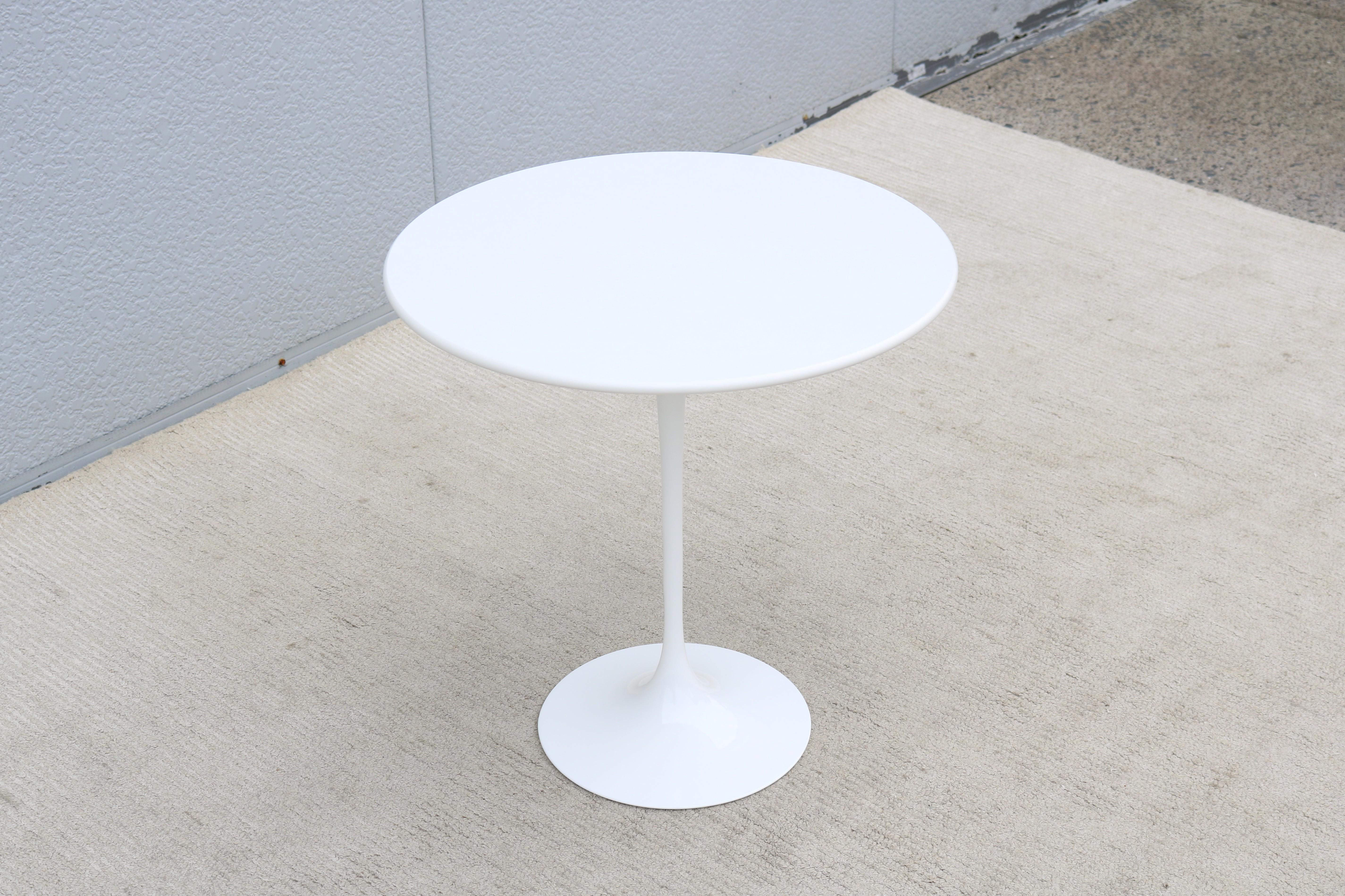 Mid-Century Modern Eero Saarinen for Knoll 20