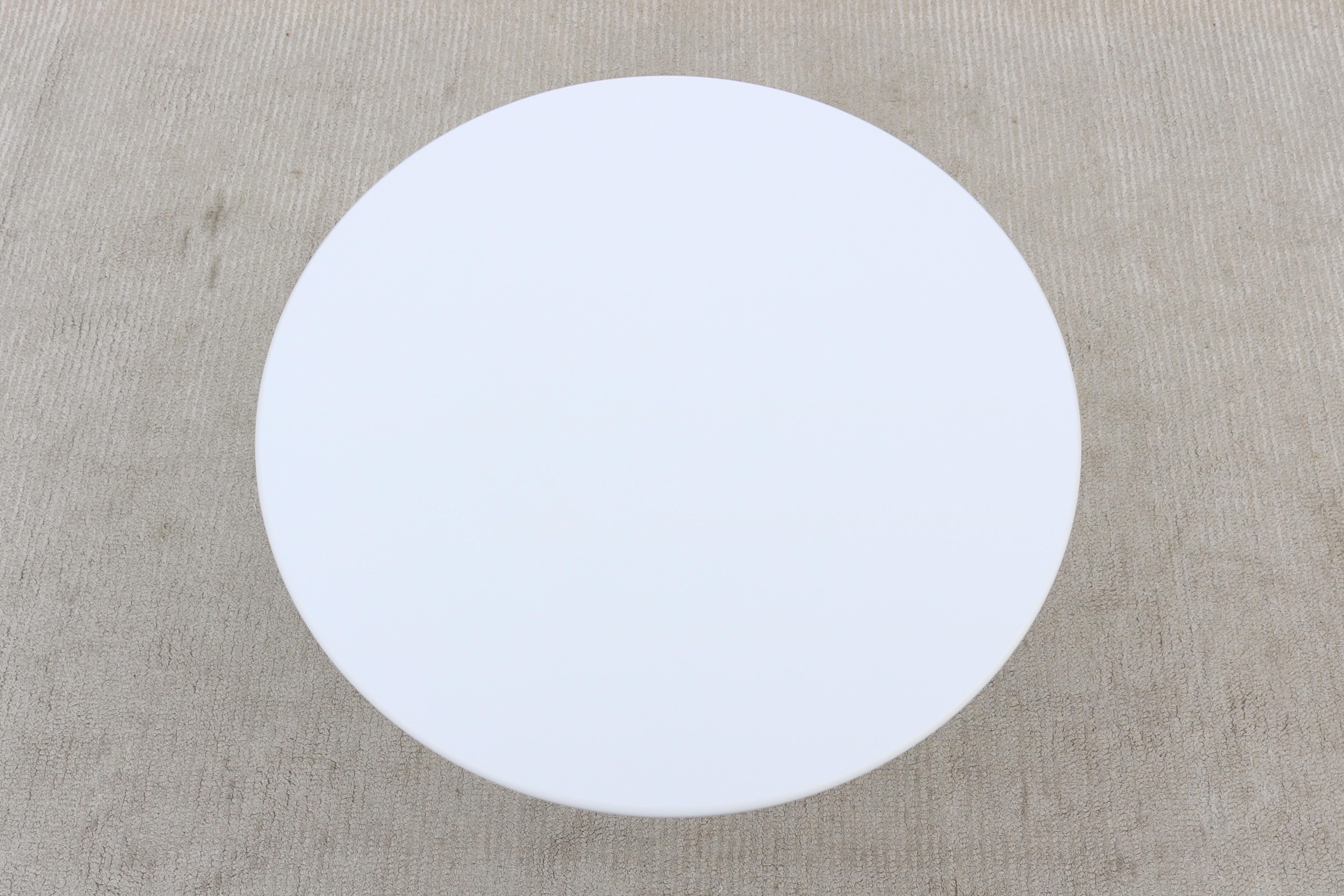 Mid-Century Modern Eero Saarinen for Knoll 20