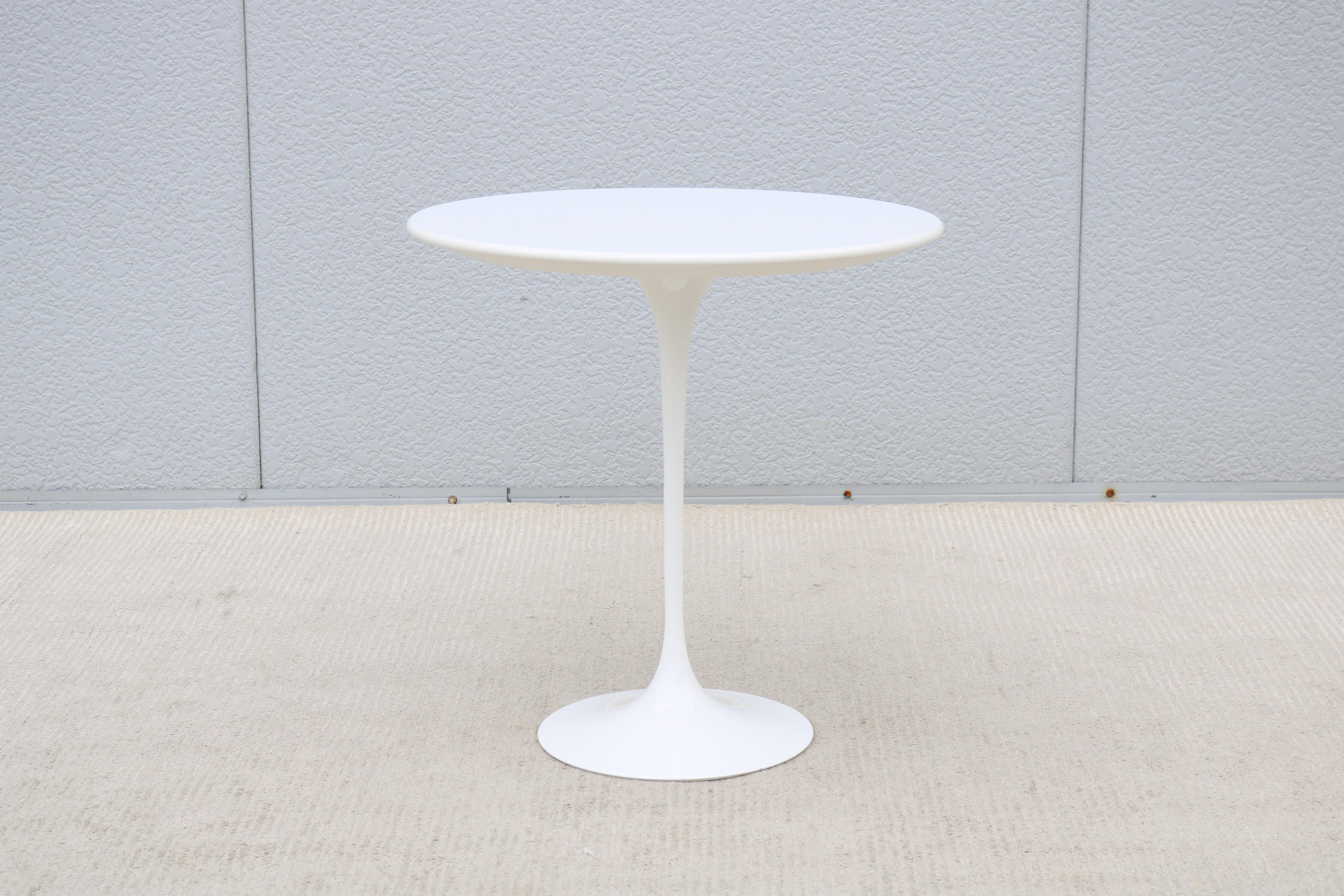 Mid-Century Modern Eero Saarinen for Knoll 20