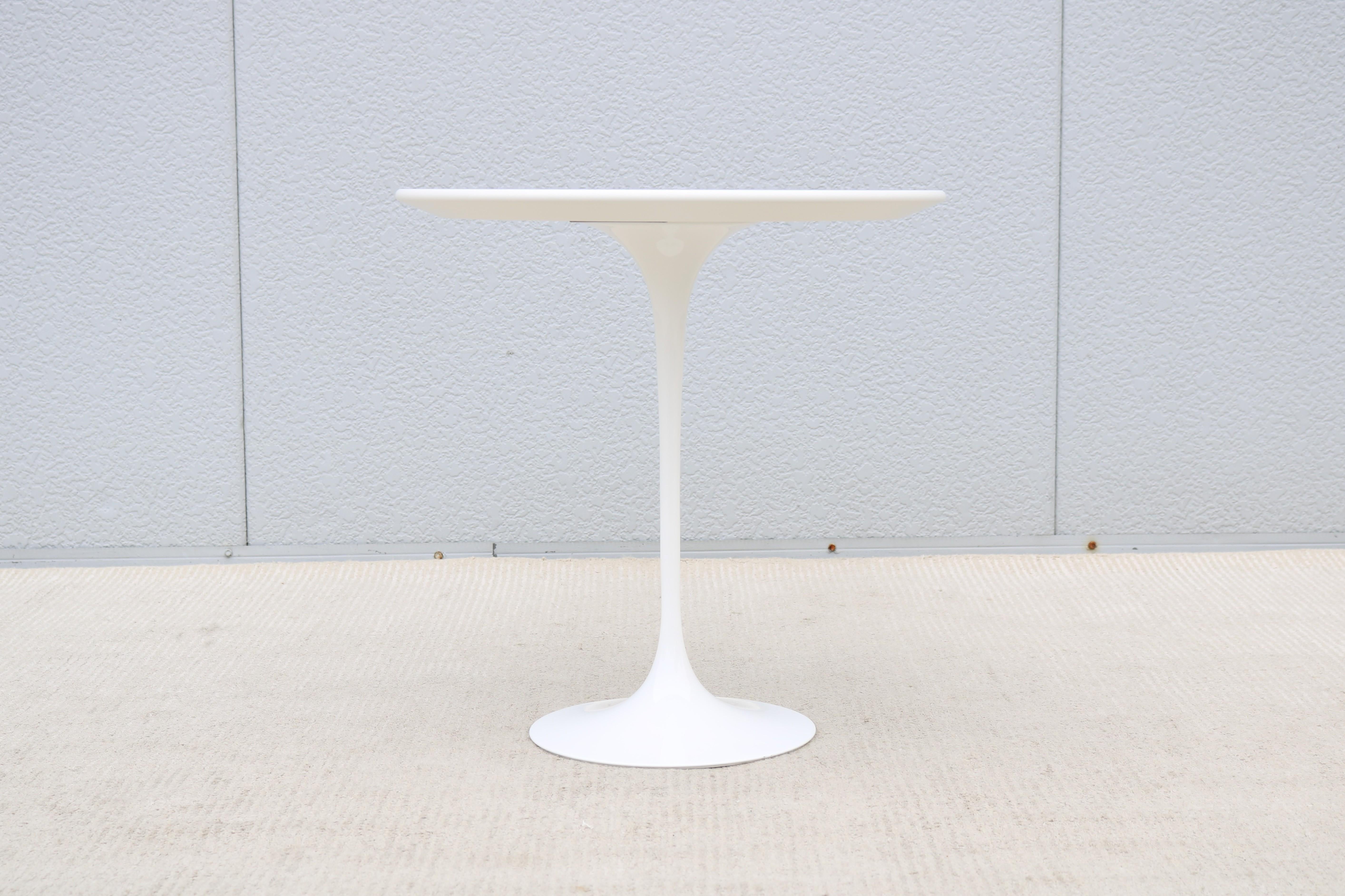 Contemporary Mid-Century Modern Eero Saarinen for Knoll 20