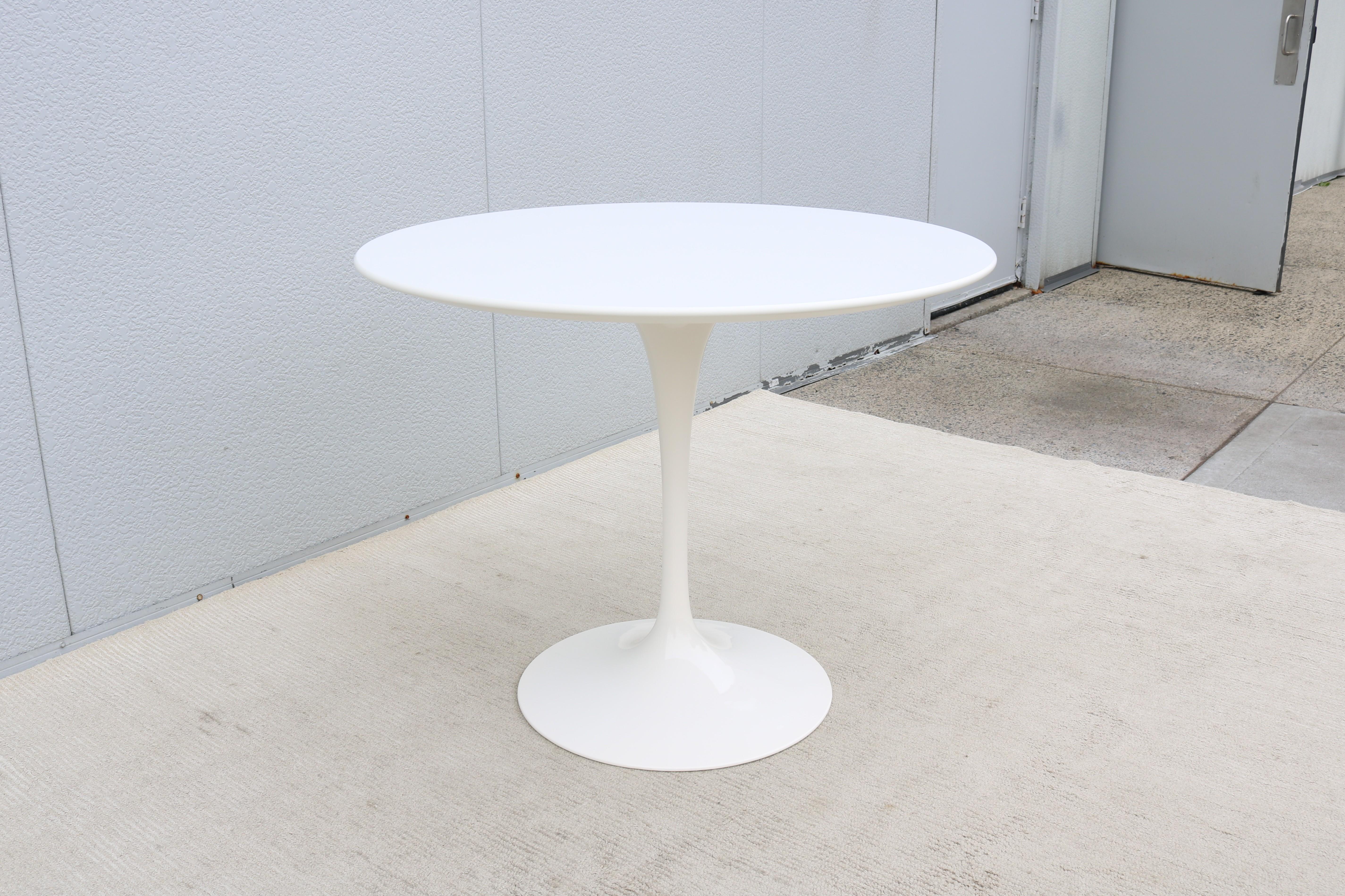 Mid-Century Modern Eero Saarinen for Knoll 36