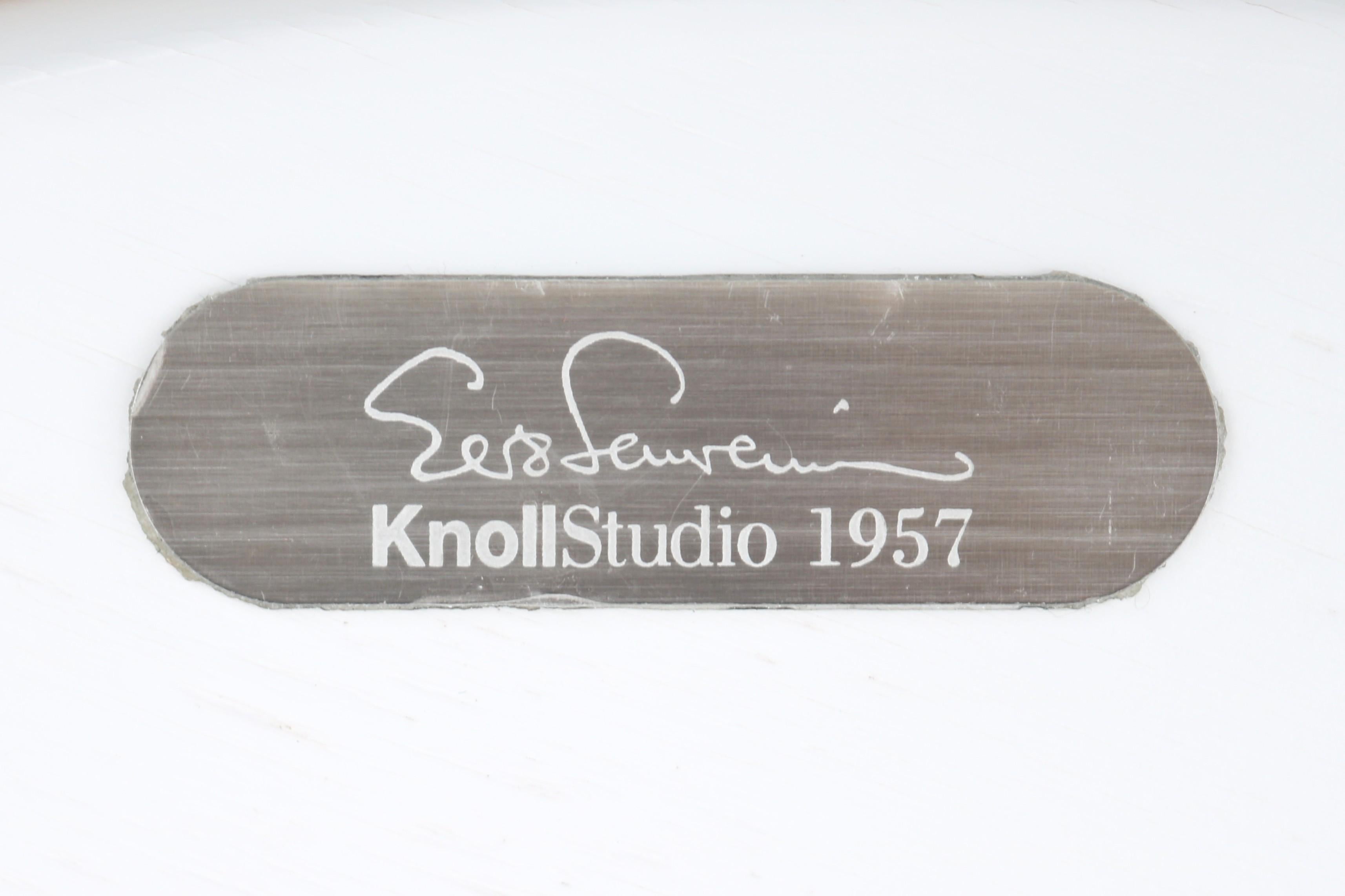 Mid-Century Modern Eero Saarinen for Knoll 36