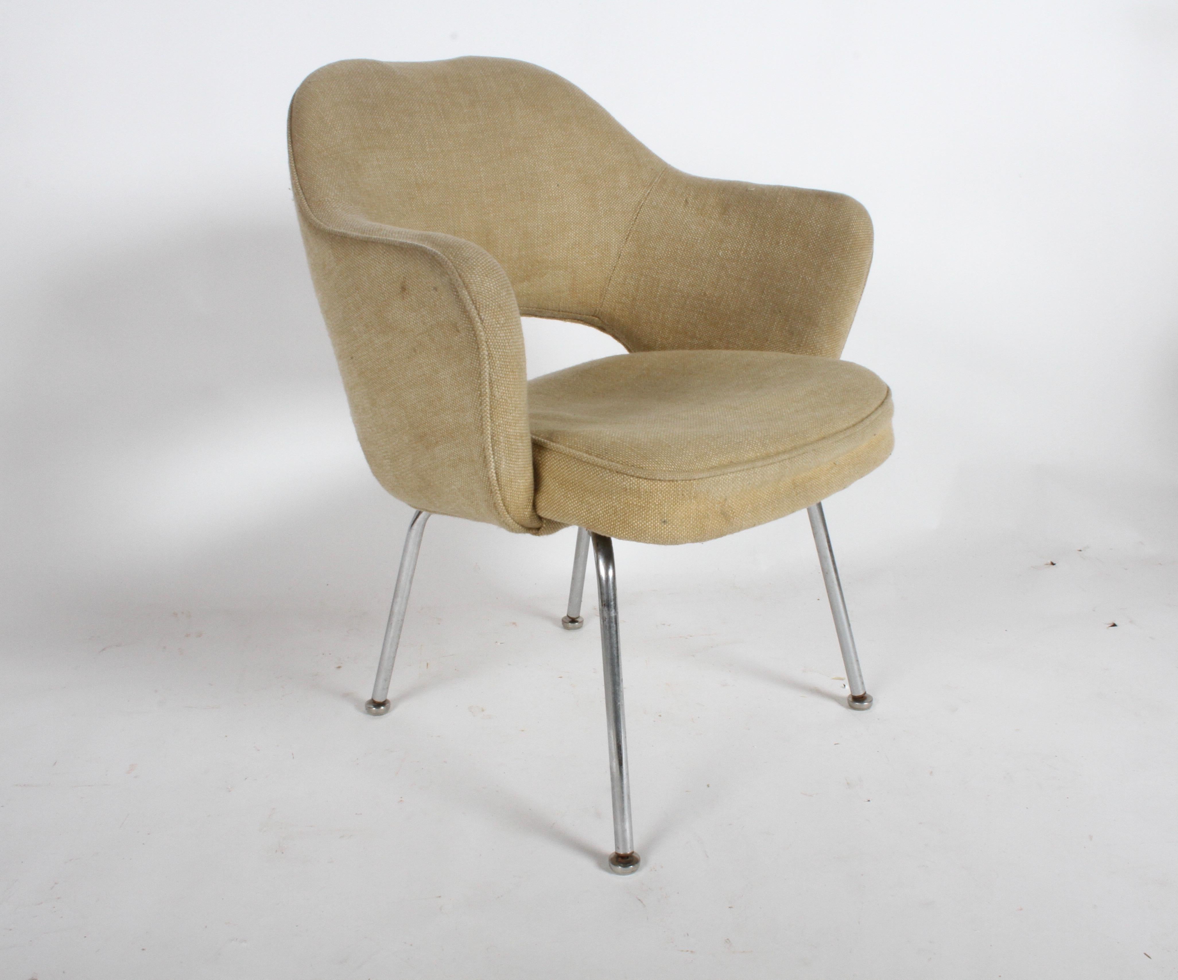 Classic Eero Saarinen for Knoll, executive armchair in original but soiled Knoll Fabric, on chrome legs. Needs to be reupholstered, and foam replaced, otherwise solid. Chrome can be cleaned up. No label, but evidence of glue residue from old Knoll