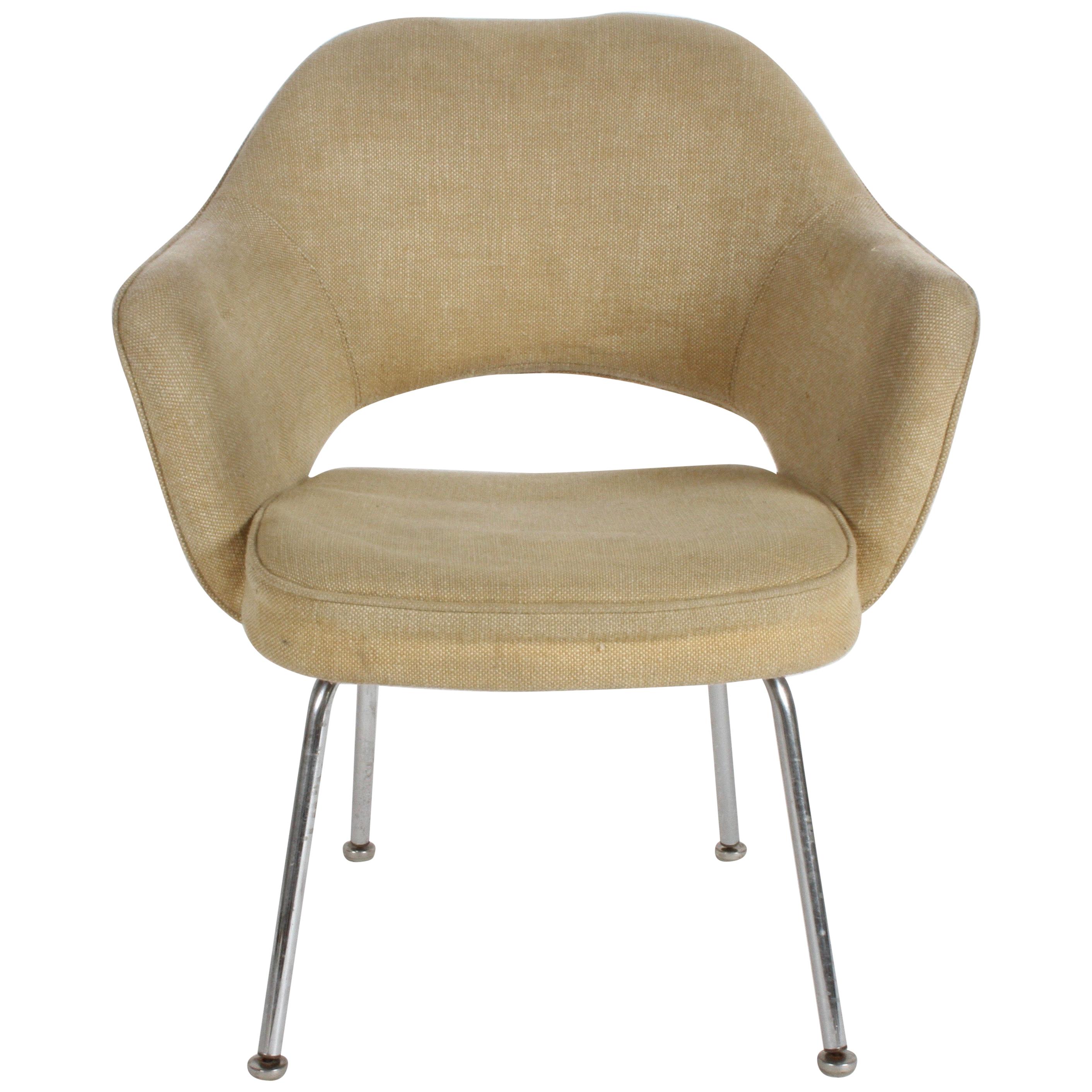 Mid-Century Modern Eero Saarinen for Knoll Executive Armchair on Chrome Legs For Sale
