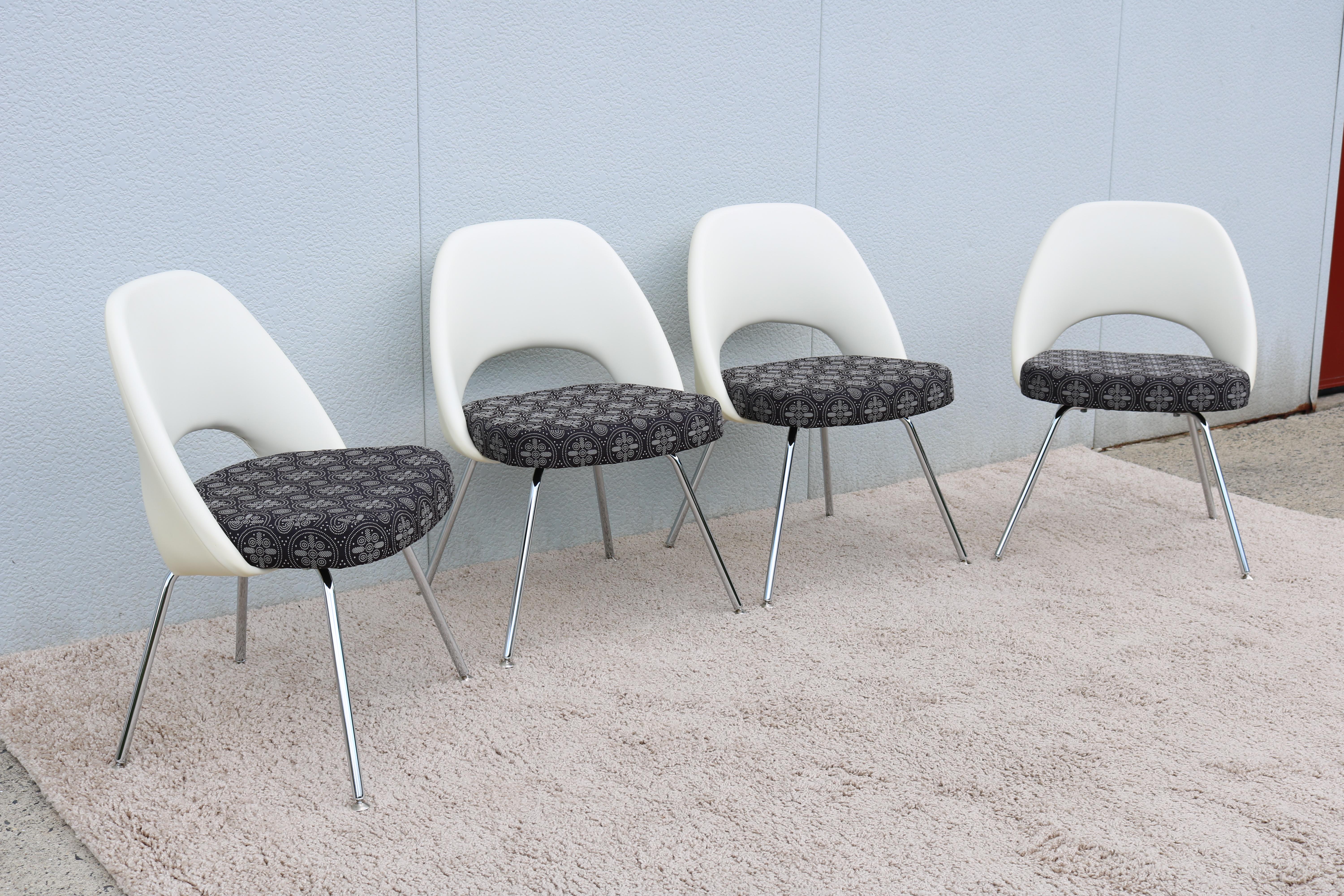 Polished Mid-Century Modern Eero Saarinen for Knoll Executive Armless Chairs, Set of 4 For Sale