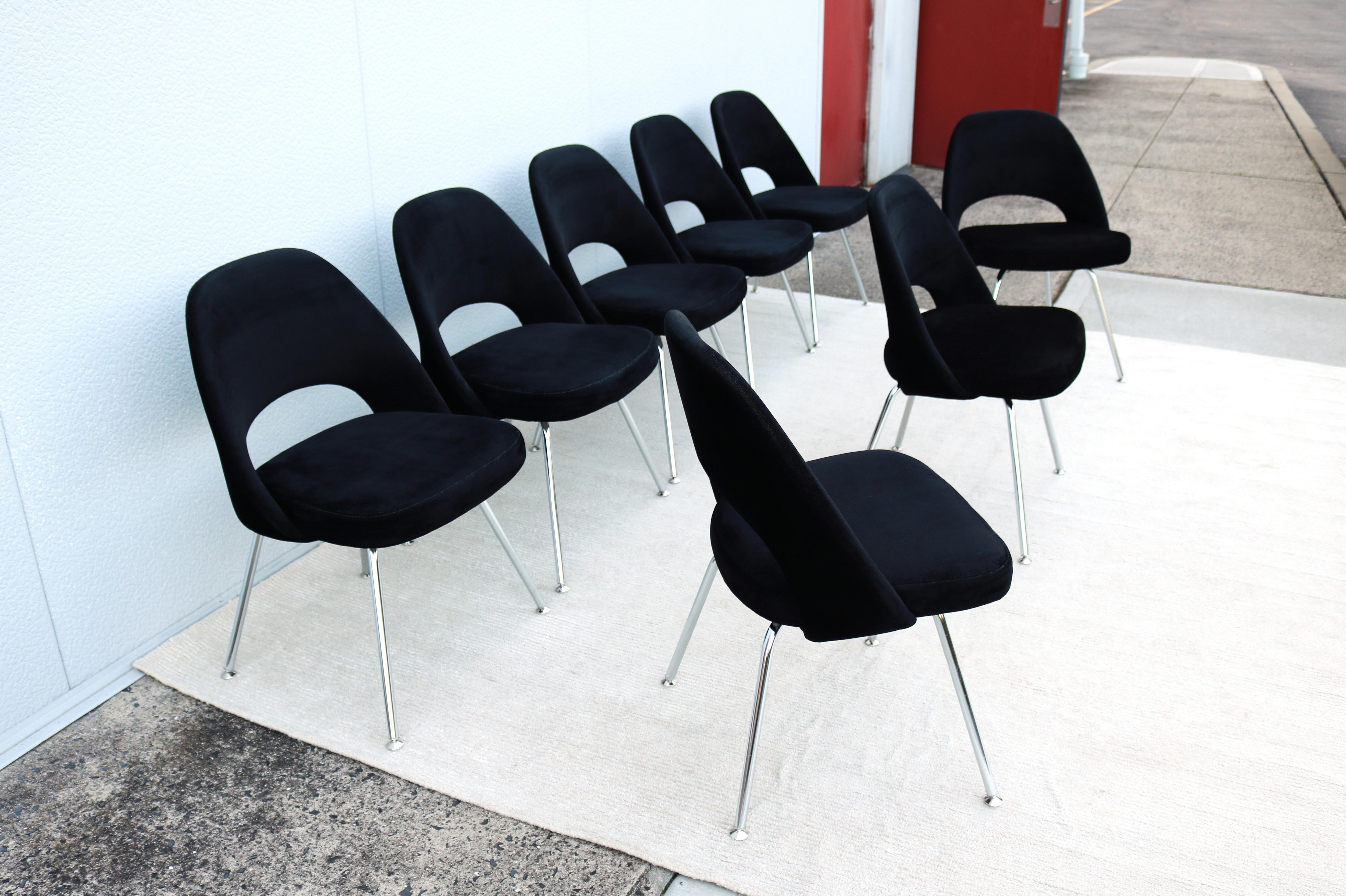 Steel Mid-Century Modern Eero Saarinen for Knoll Executive Armless Chairs - Set of 8 For Sale