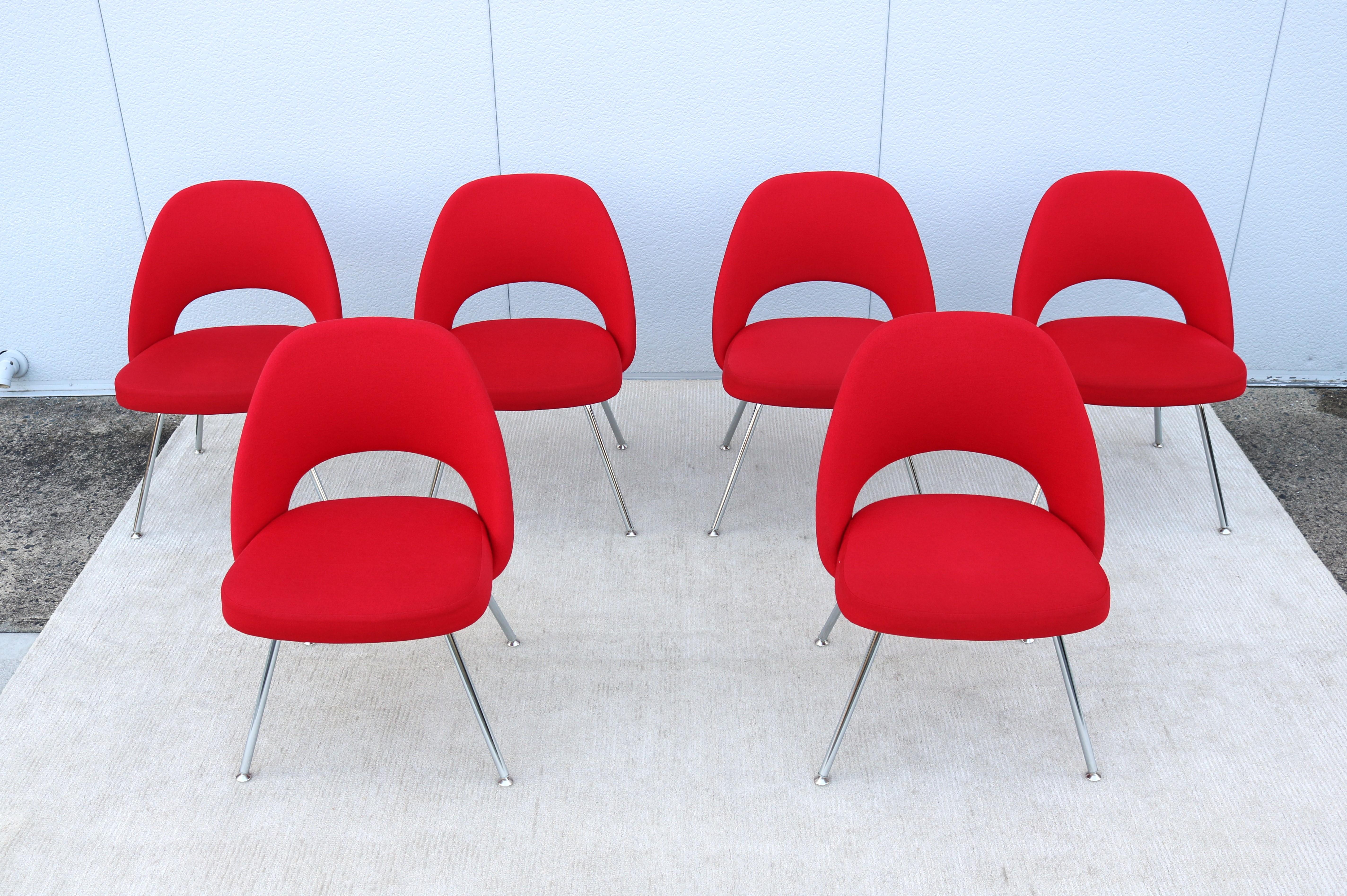 American Mid-Century Modern Eero Saarinen for Knoll Red Executive Armless Chairs Set of 6 For Sale