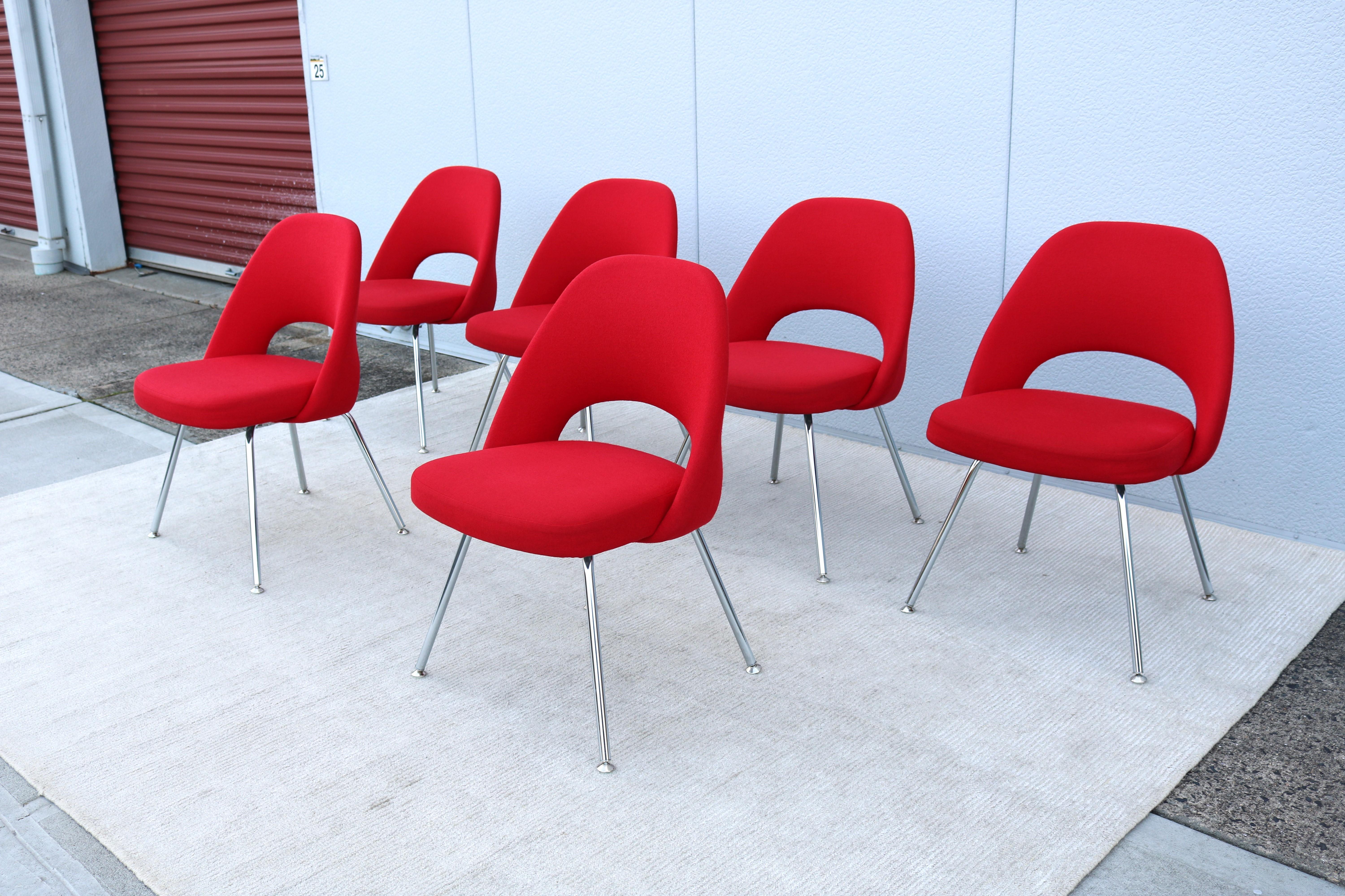 Contemporary Mid-Century Modern Eero Saarinen for Knoll Red Executive Armless Chairs Set of 6 For Sale