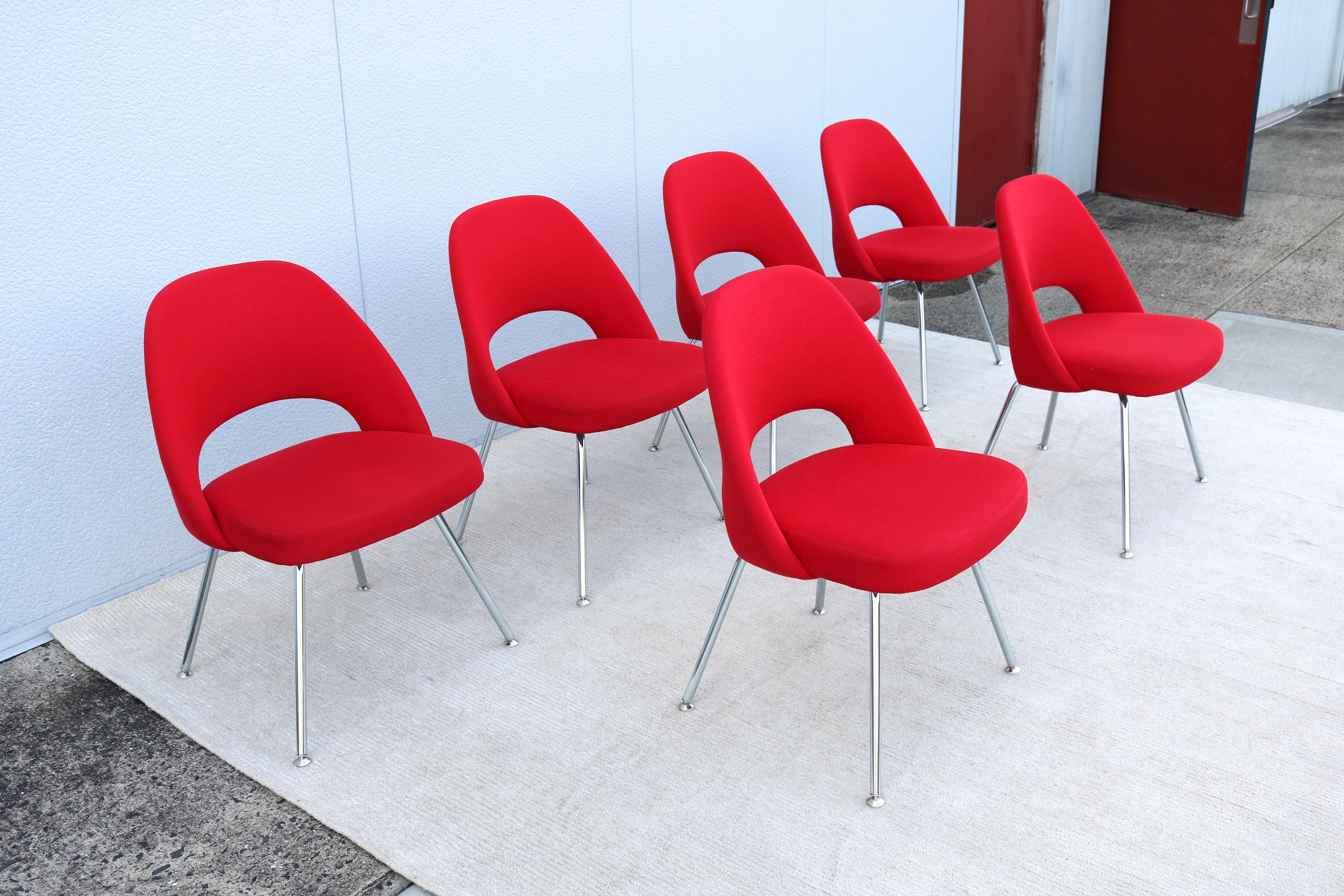 Mid-Century Modern Eero Saarinen for Knoll Red Executive Armless Chairs Set of 6 For Sale 1