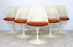 Mid-Century Modern Eero Saarinen for Knoll Set of Six Tulip Side Dining Chairs