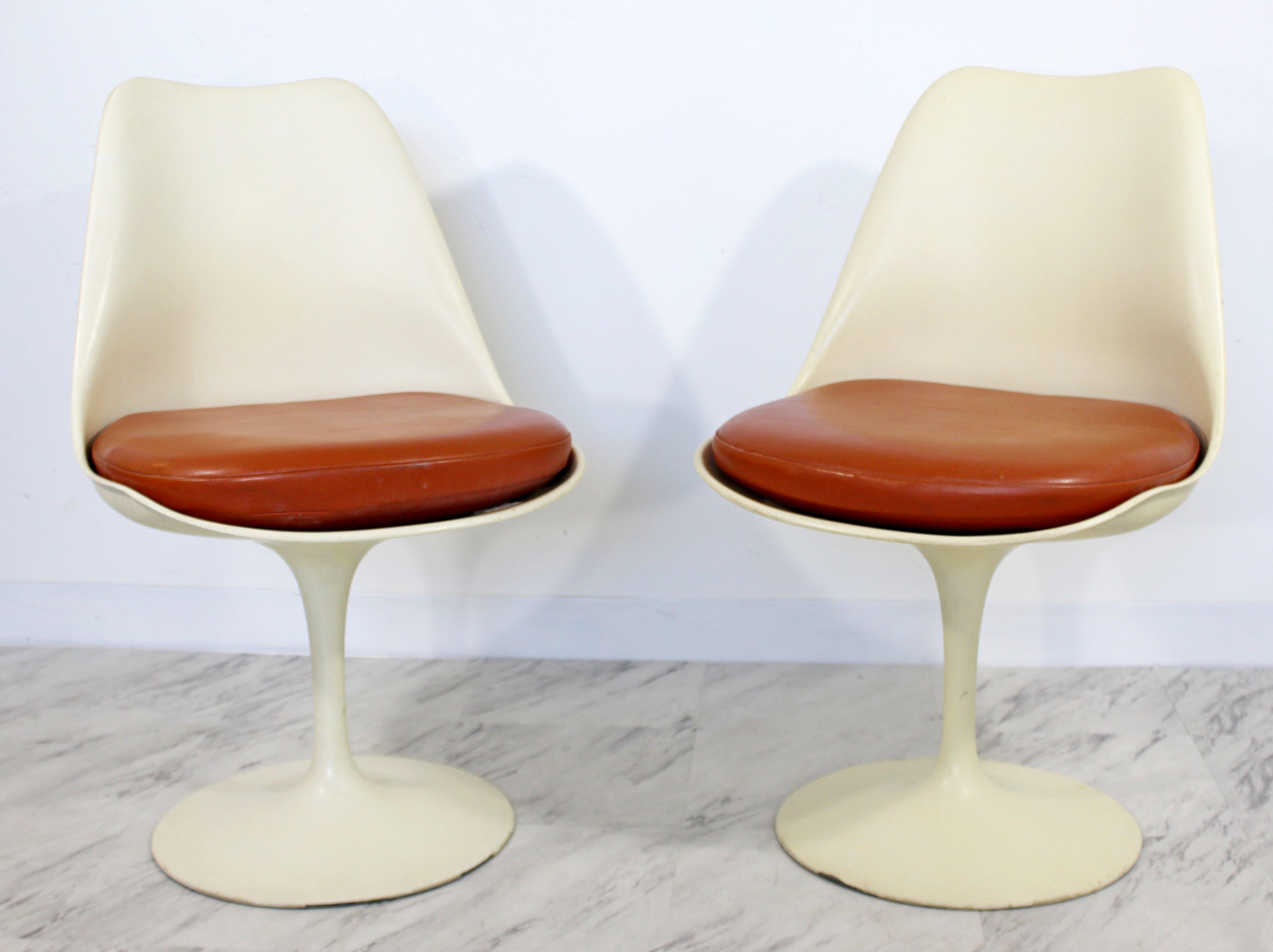Mid-Century Modern Eero Saarinen for Knoll Set of Six Tulip Side Dining Chairs In Good Condition In Keego Harbor, MI