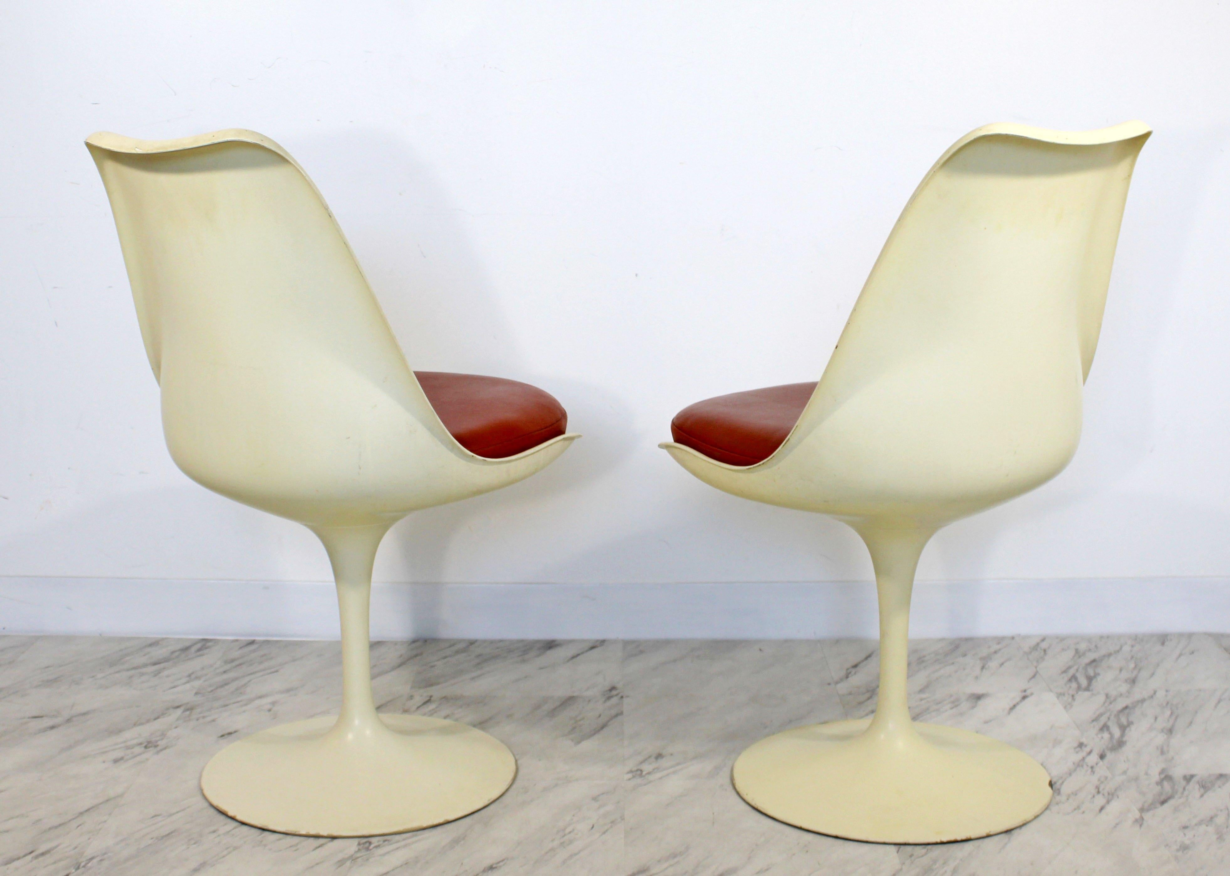 Mid-Century Modern Eero Saarinen for Knoll Set of Six Tulip Side Dining Chairs 2