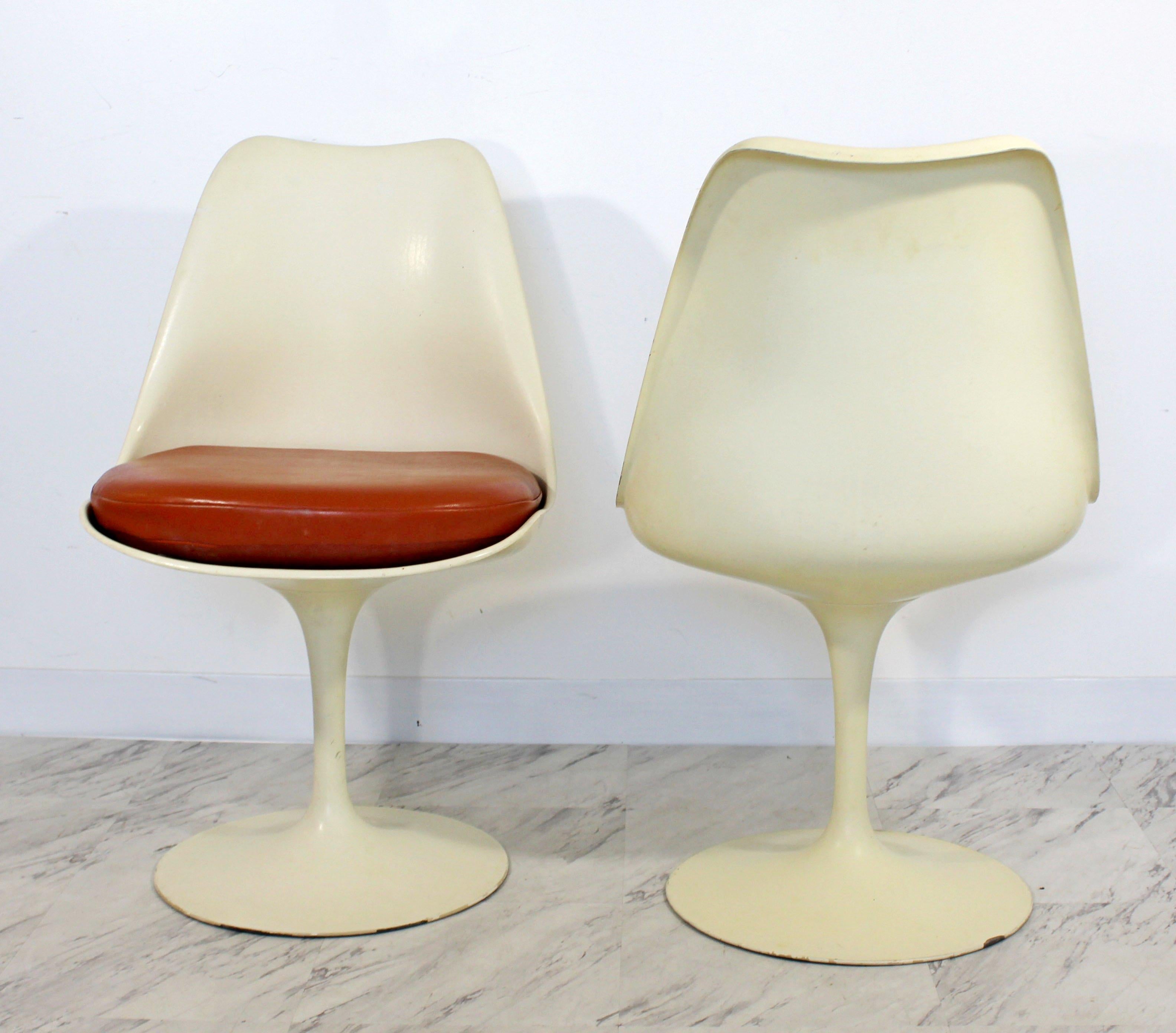 Mid-Century Modern Eero Saarinen for Knoll Set of Six Tulip Side Dining Chairs 3