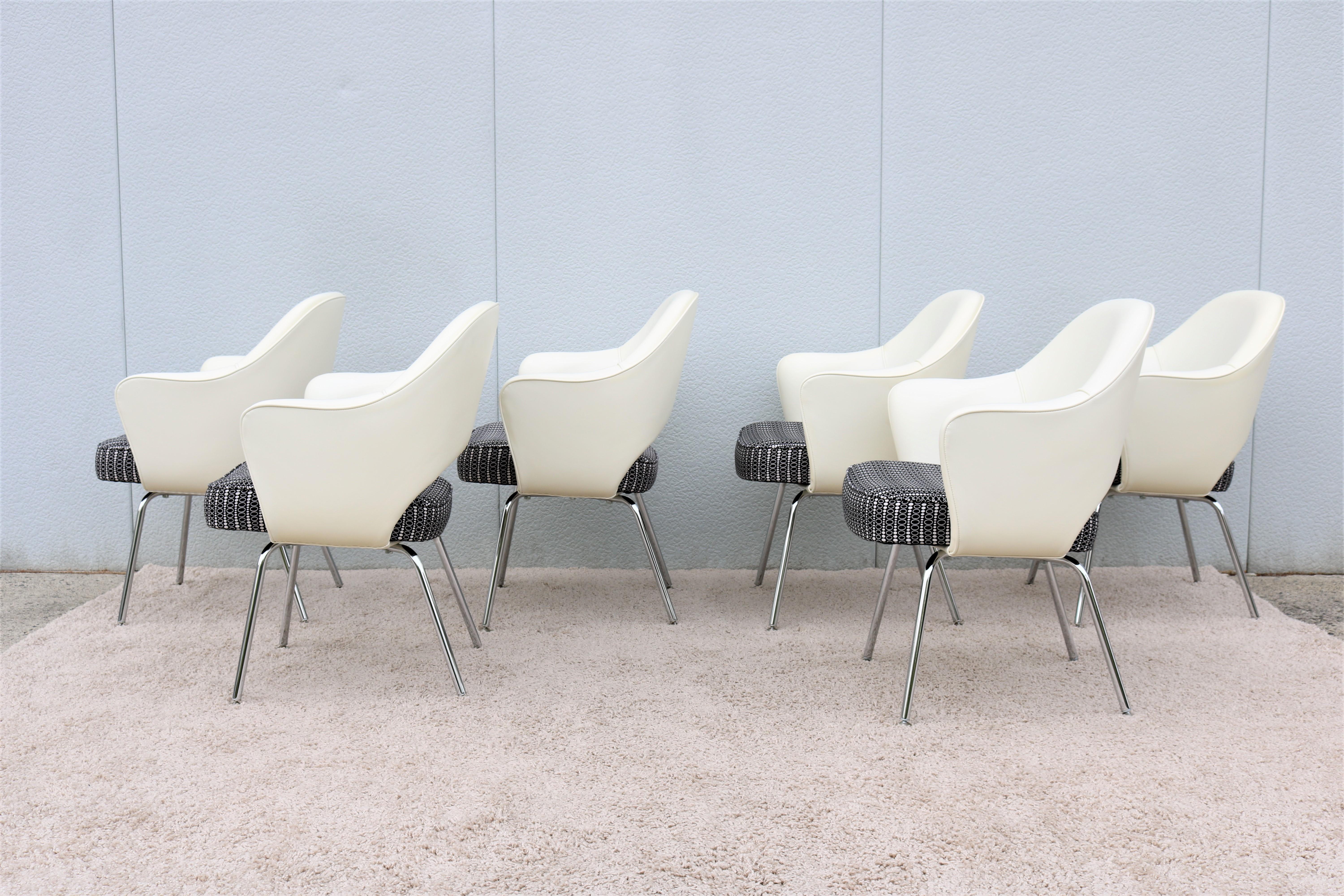 Mid-Century Modern Eero Saarinen for Knoll White Executive Armchairs, Set of 6 6