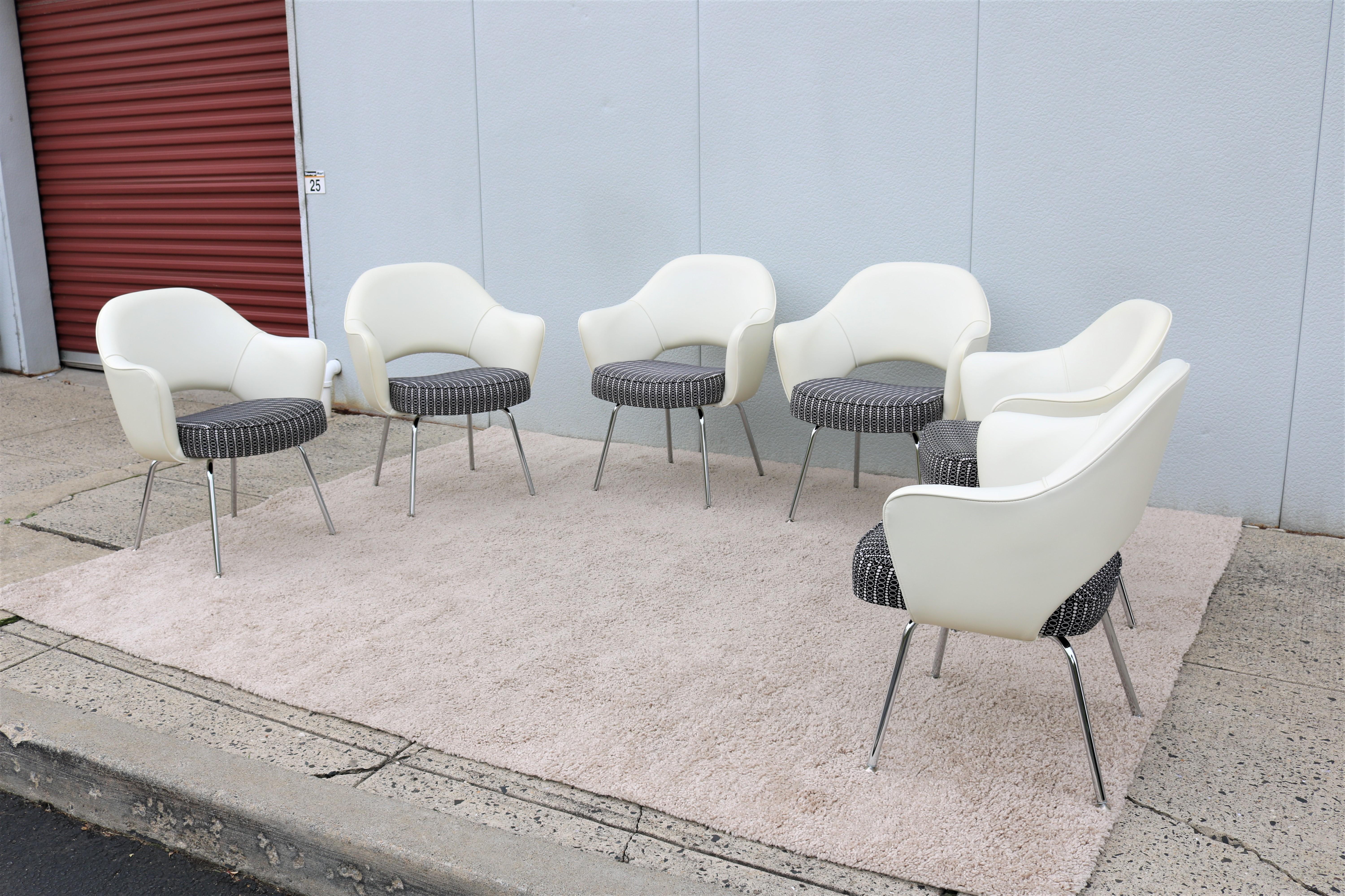 Contemporary Mid-Century Modern Eero Saarinen for Knoll White Executive Armchairs, Set of 6