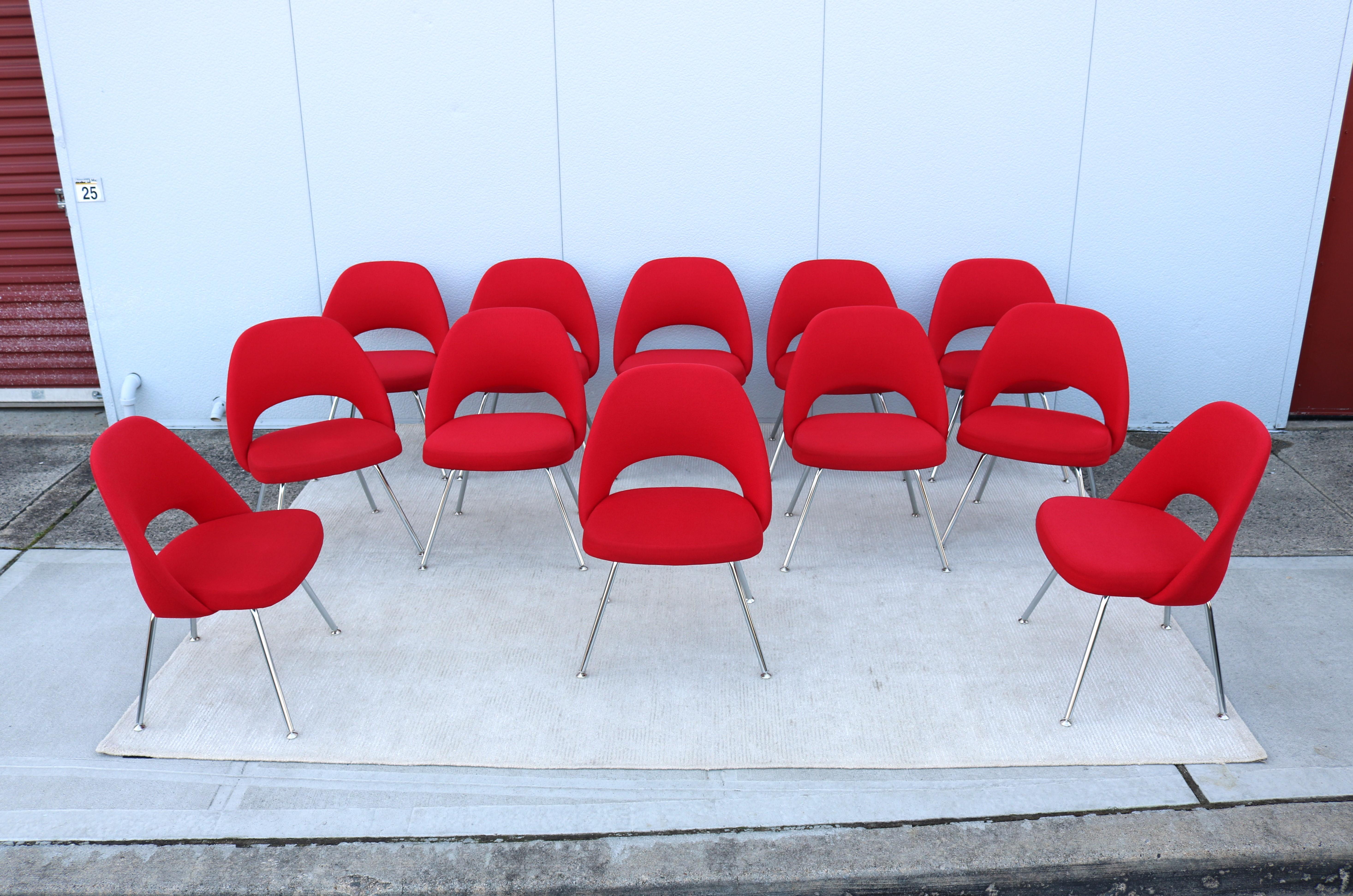Contemporary Mid-Century Modern Eero Saarinen Knoll Red Executive Armless Chairs - Set of 12 For Sale