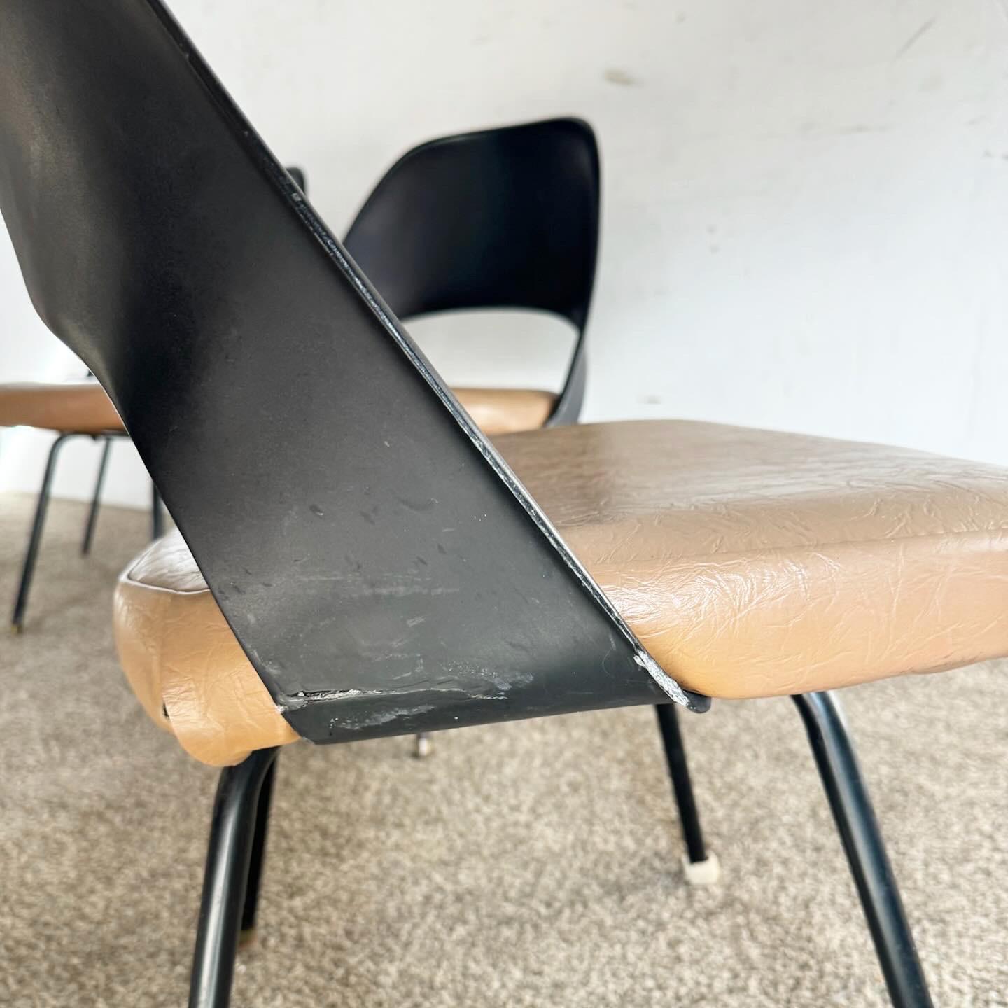 Mid Century Modern Eero Saarinen Model 42 Style Dining Chairs - Set of 4 For Sale 2