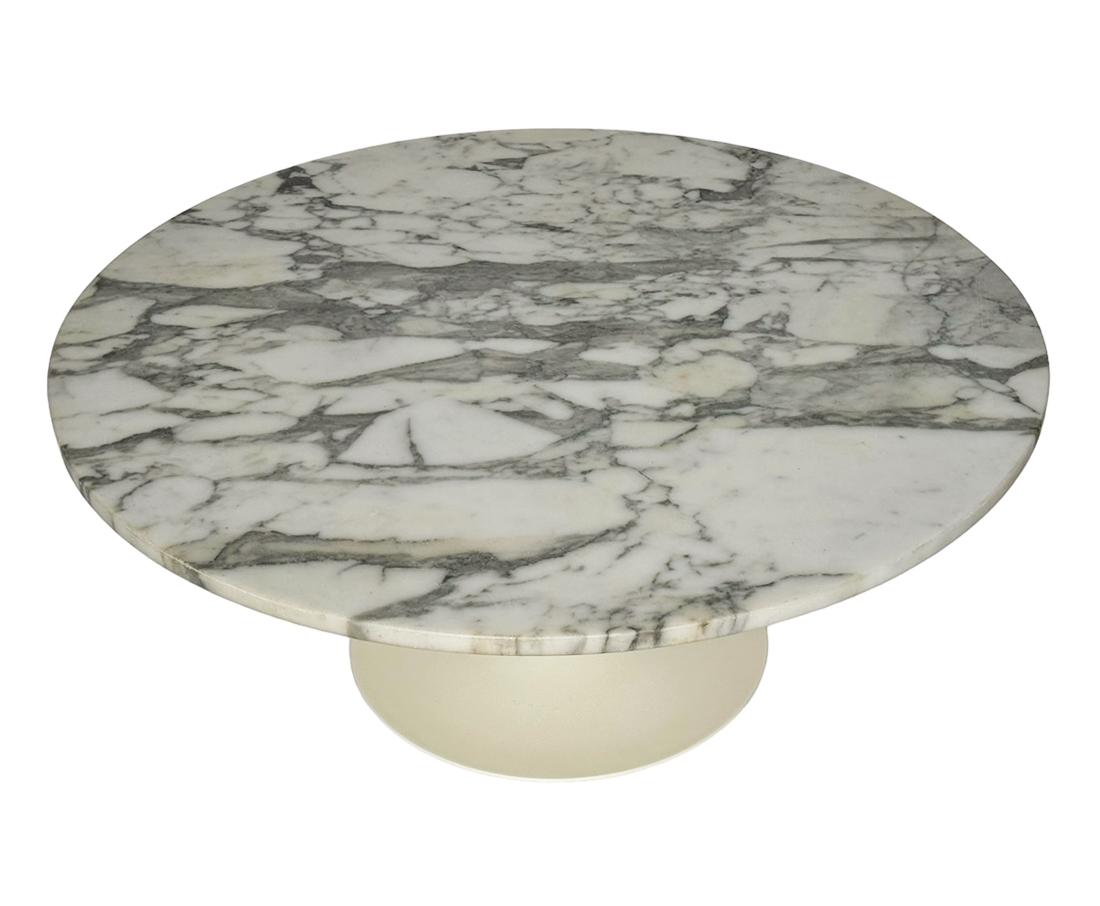 Mid-Century Modern Eero Saarinen Round Marble Tulip Cocktail Table for Knoll In Good Condition In Philadelphia, PA
