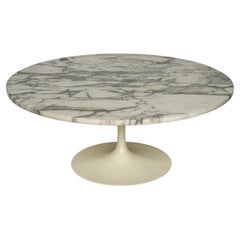 Mid-Century Modern Eero Saarinen Round Marble Tulip Cocktail Table for Knoll