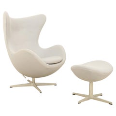 Mid Century Modern Egg Lounge Chair & Ottoman Arne Jacobsen for Fritz Hansen