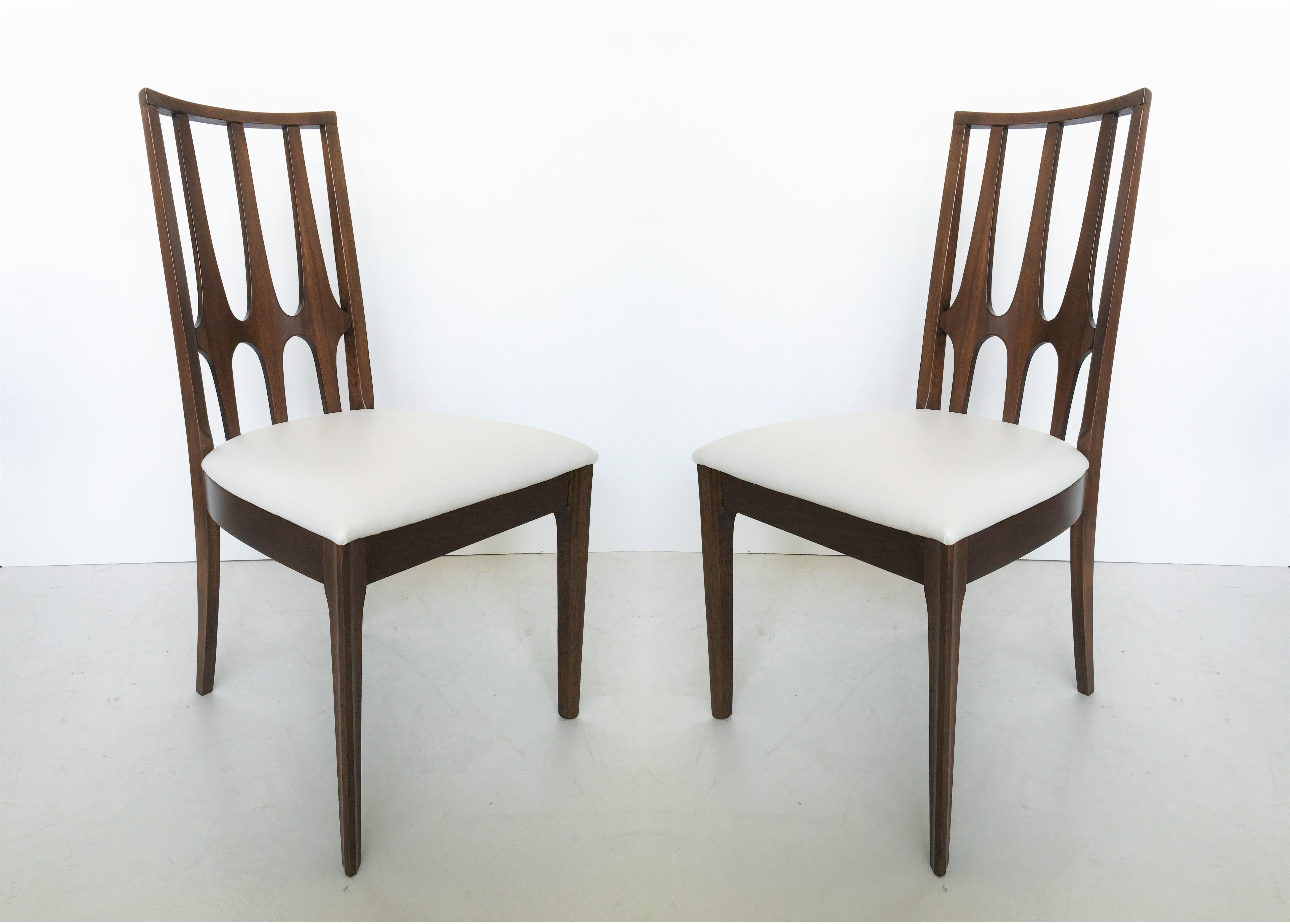 Tissu d'ameublement Huit chaises de salle à manger Brasilia de Broyhill, de style moderne du milieu du siècle dernier en vente