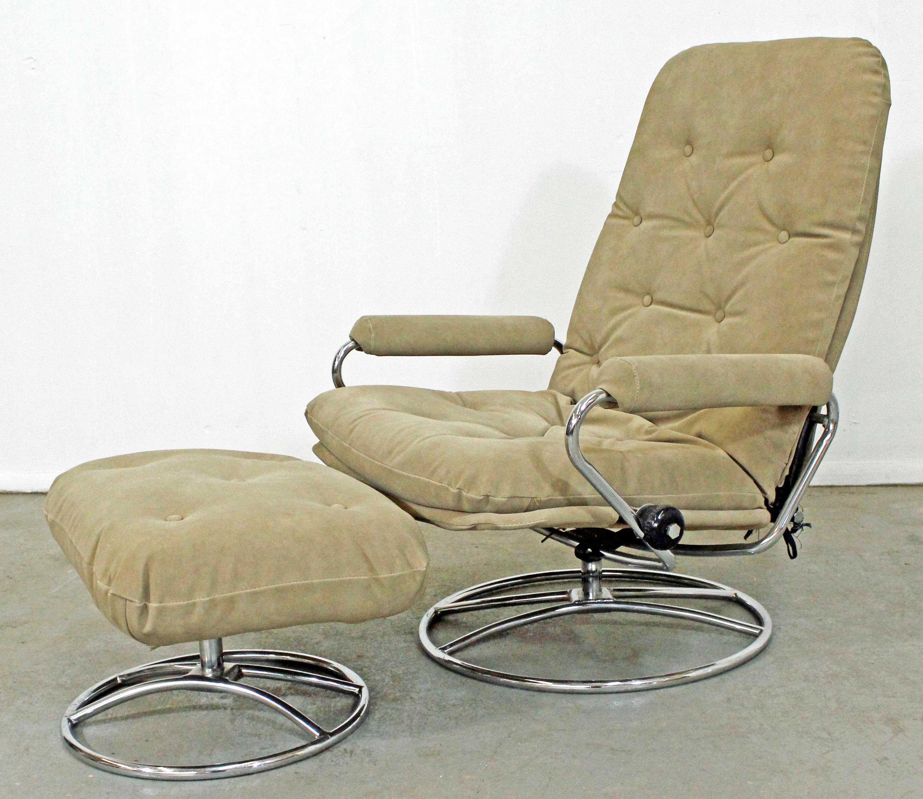 Scandinavian Modern Mid-Century Modern Ekornes Stressless Chrome Lounge Chair and Ottoman
