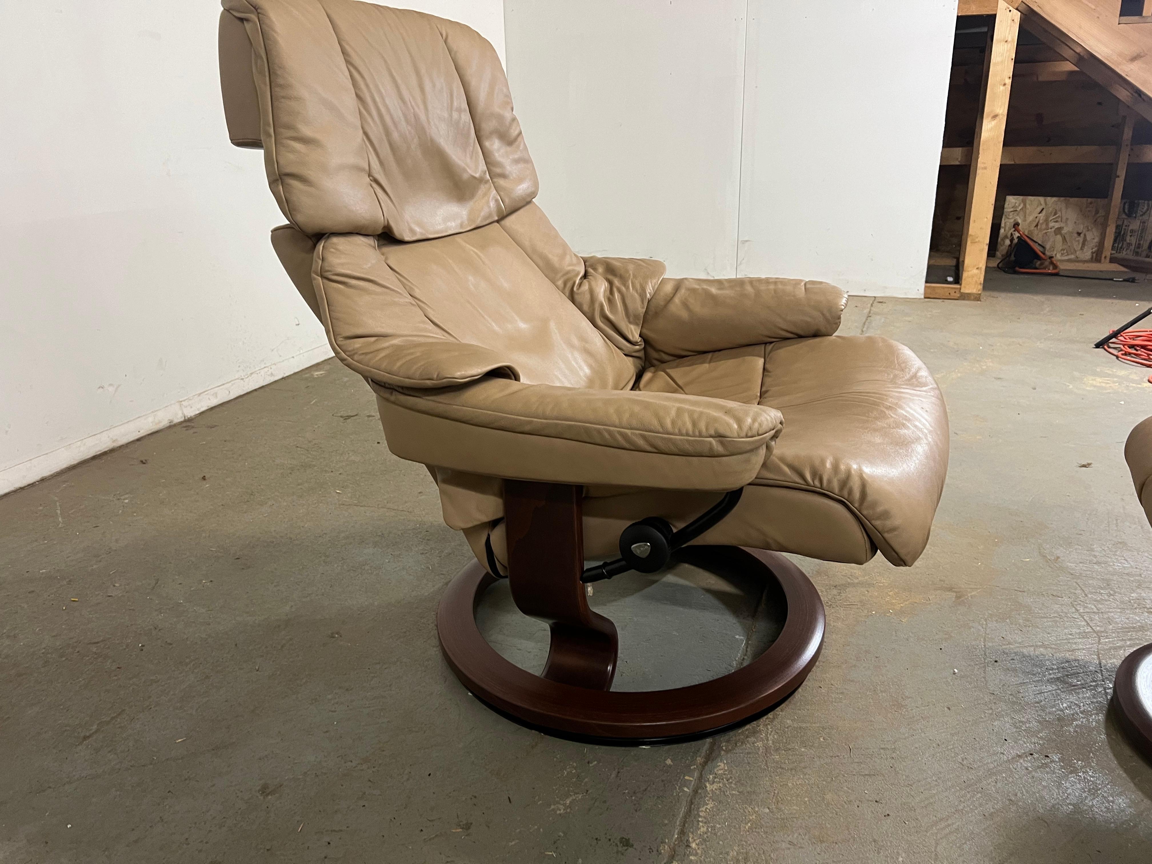 Mid Century Modern Ekornes Stressless Leather Recliner Chair. Offered is a Mid Century Modern  Lounge Chair and Ottoman by Ekornes of Norway.   