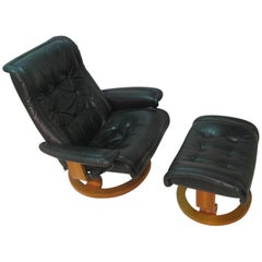 Retro Mid-Century Modern Ekornes Stressless Leather Lounge Chair with Ottoman