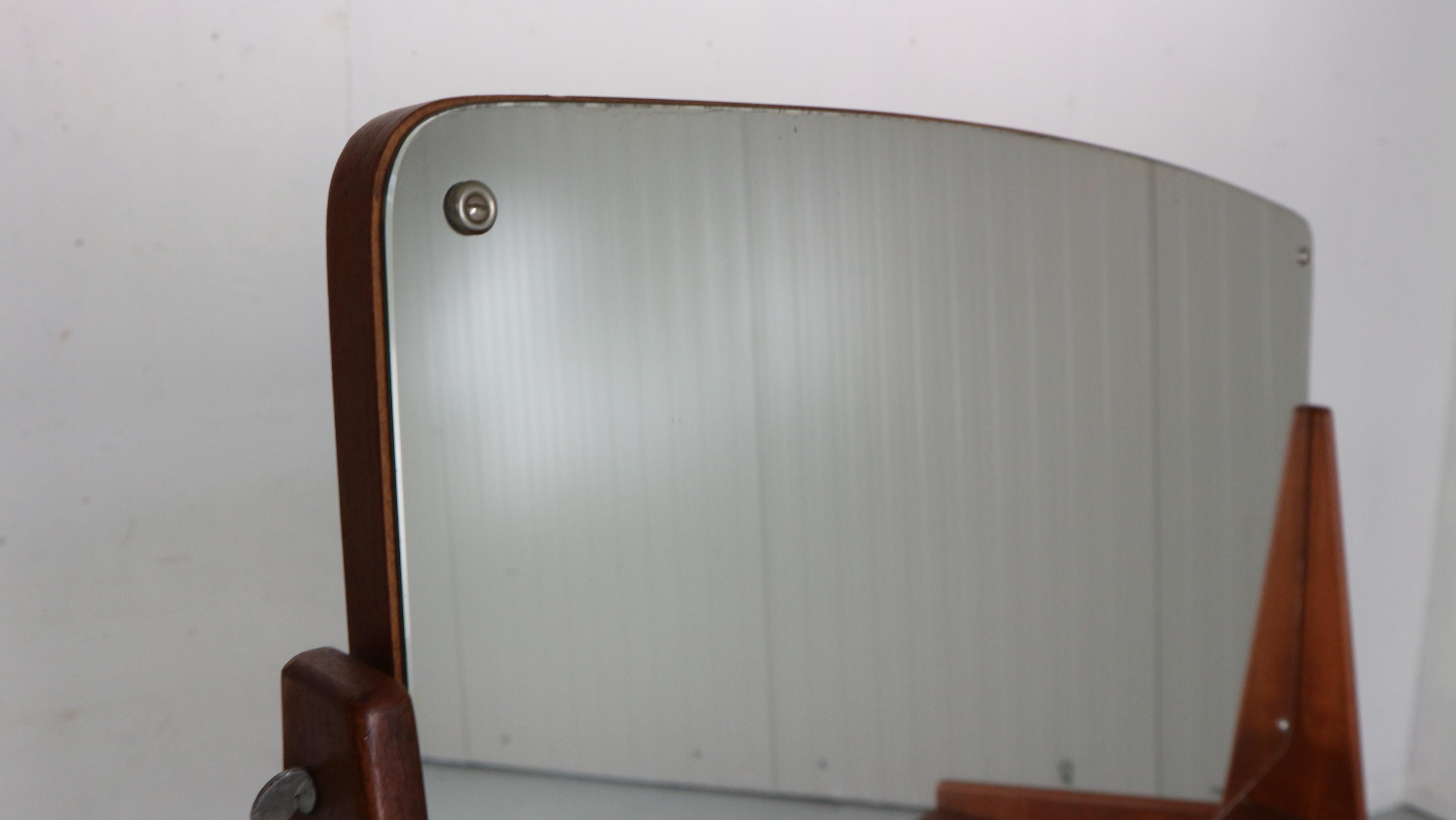 Mid-Century Modern Elegant Teak Vanity Table/ Cabinet, 1960's, Denmark 8