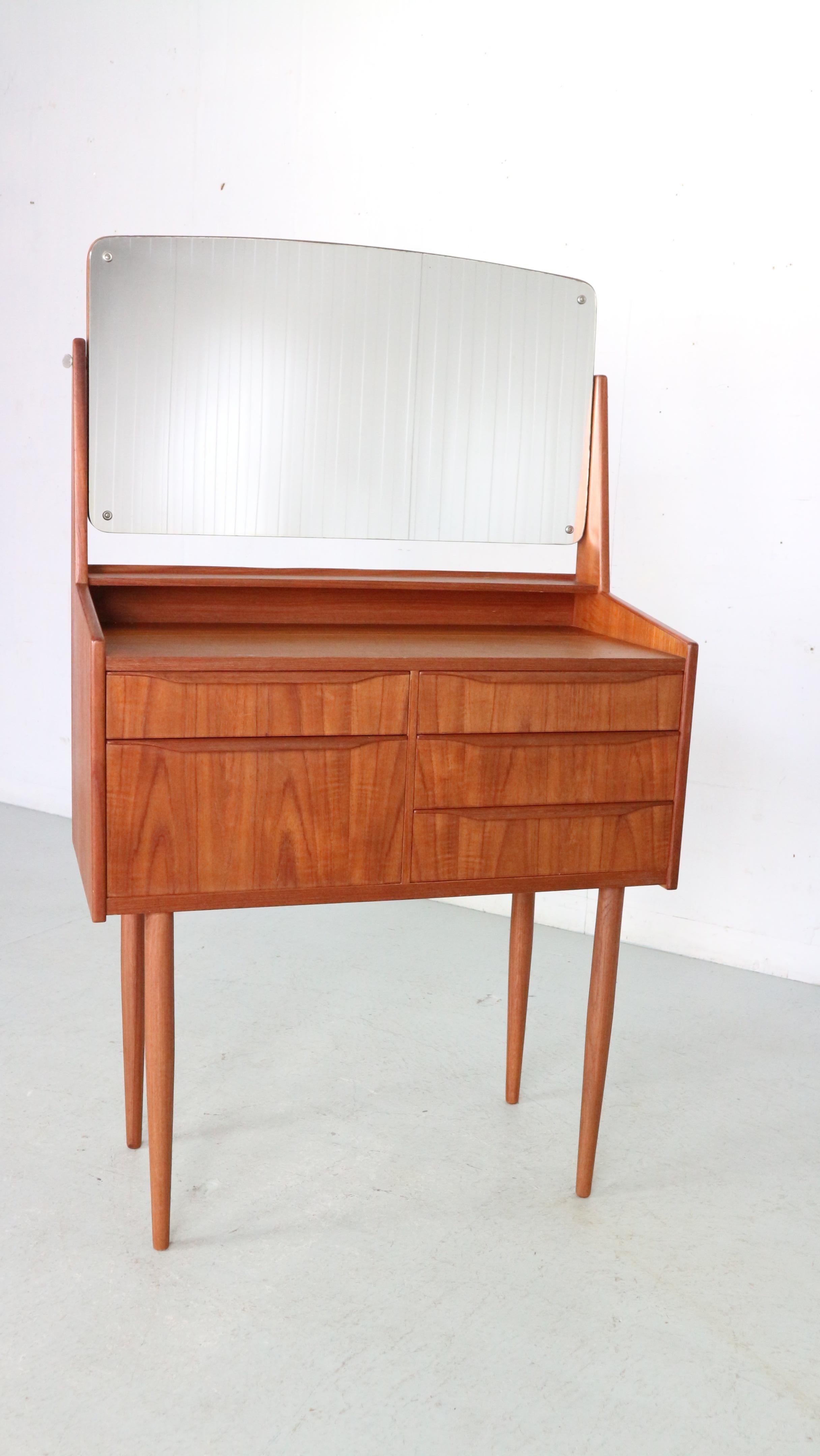 Danish Mid-Century Modern Elegant Teak Vanity Table/ Cabinet, 1960's, Denmark