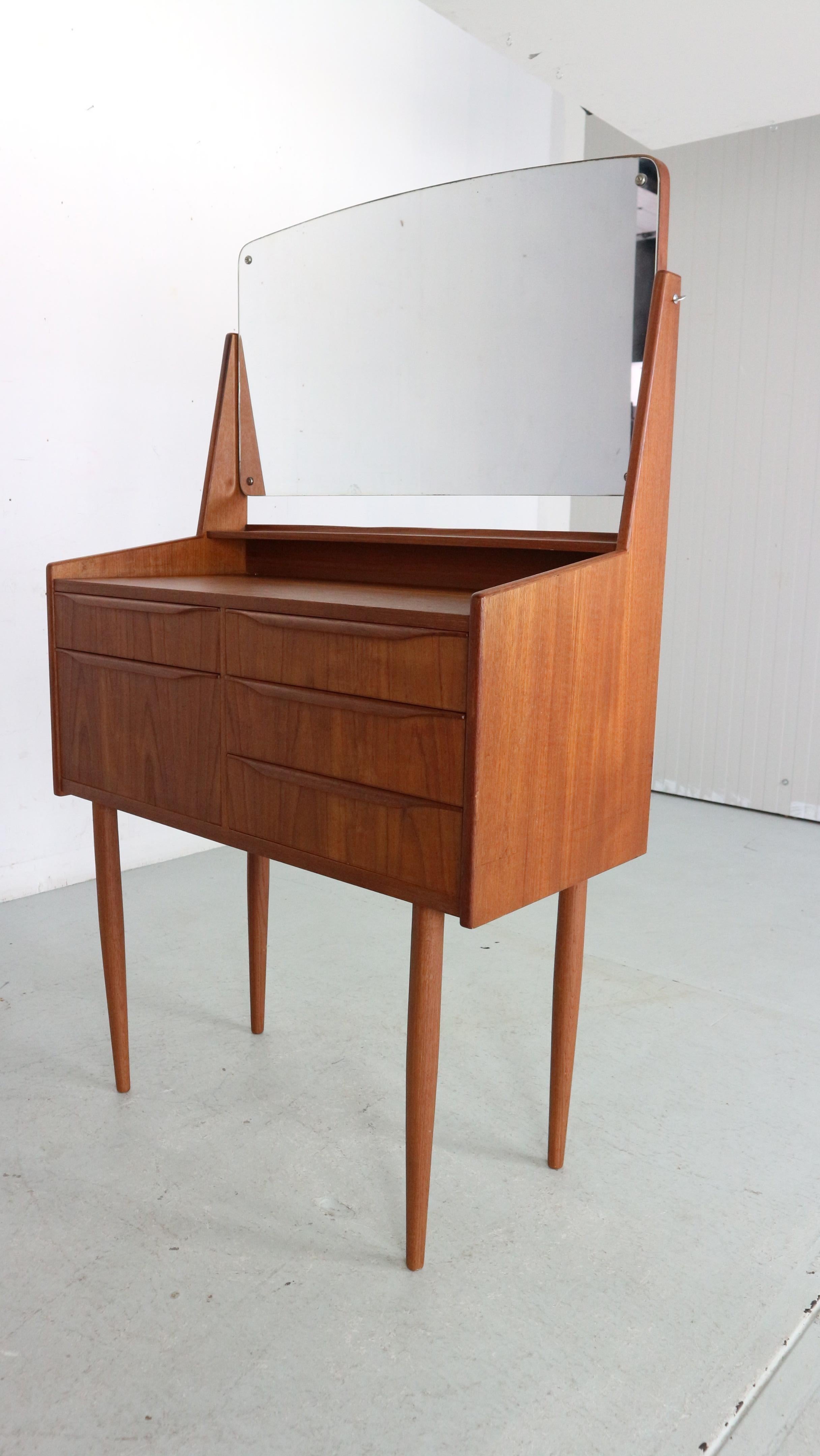 Mid-Century Modern Elegant Teak Vanity Table/ Cabinet, 1960's, Denmark 1