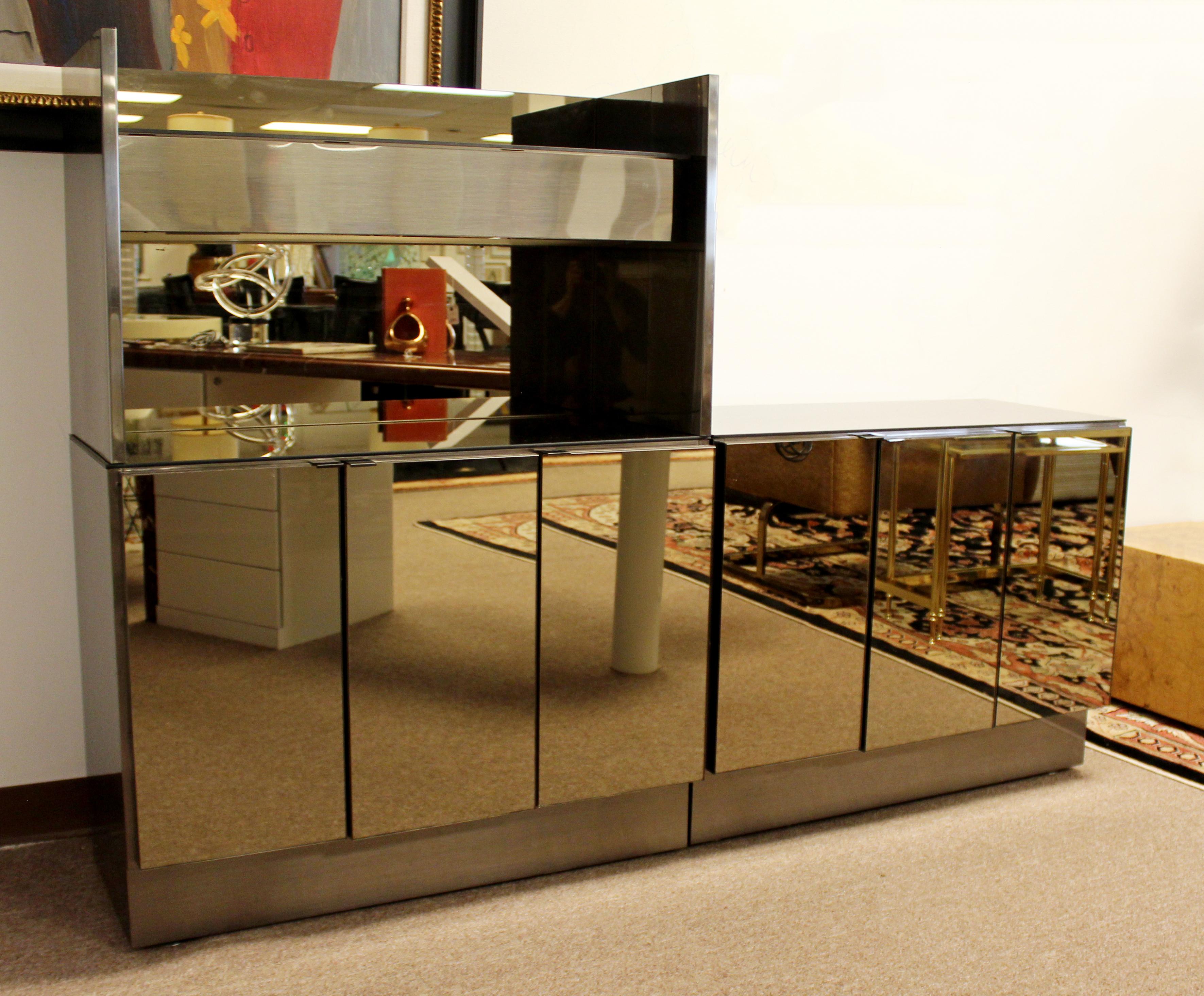 Mid-Century Modern Ello Light Up Smoked Mirror Brushed Chrome Bar Cabinet, 1970s In Good Condition In Keego Harbor, MI