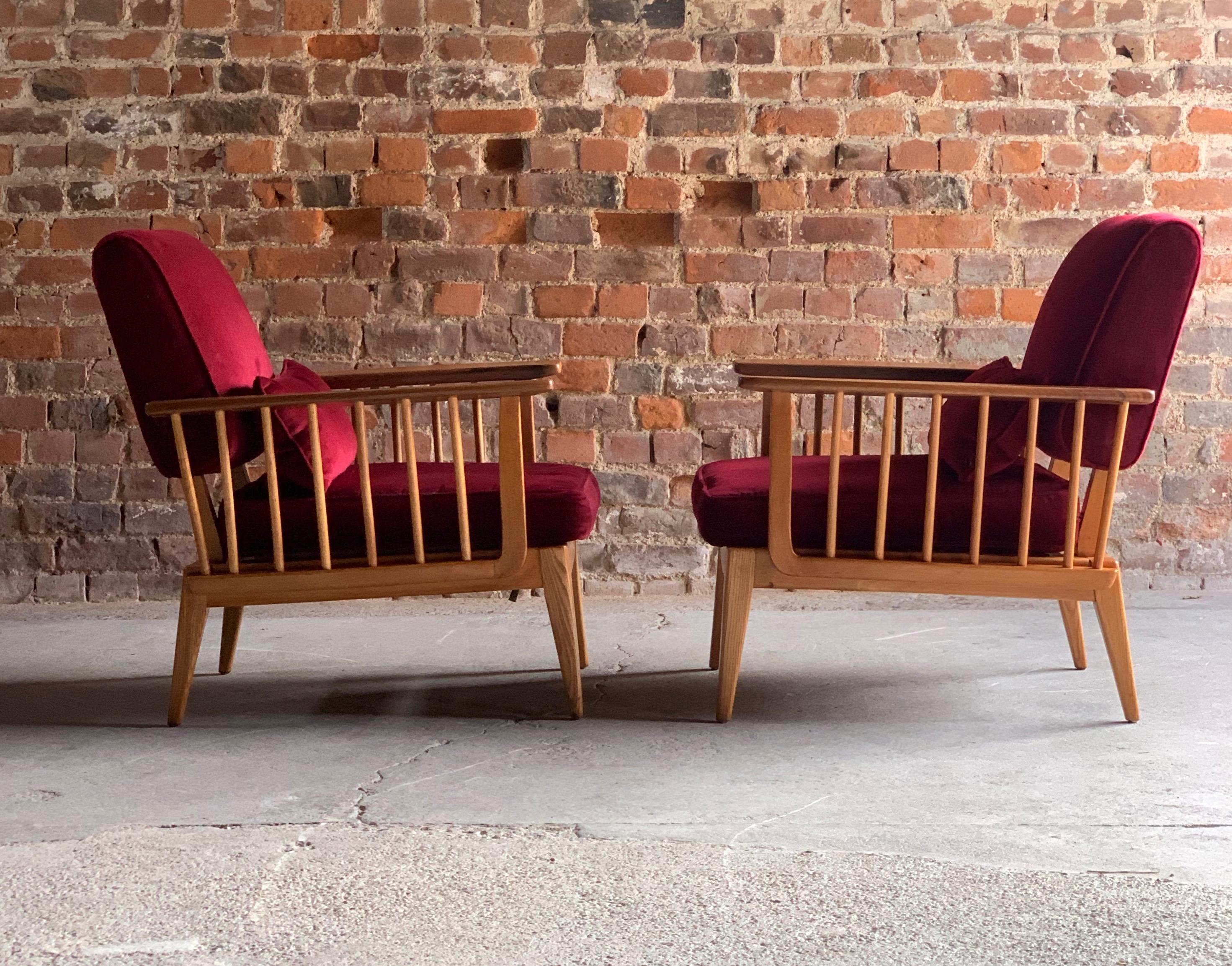 Mid-Century Modern Elm Armchairs Lounge Chairs Pair Danish circa 1960s 2