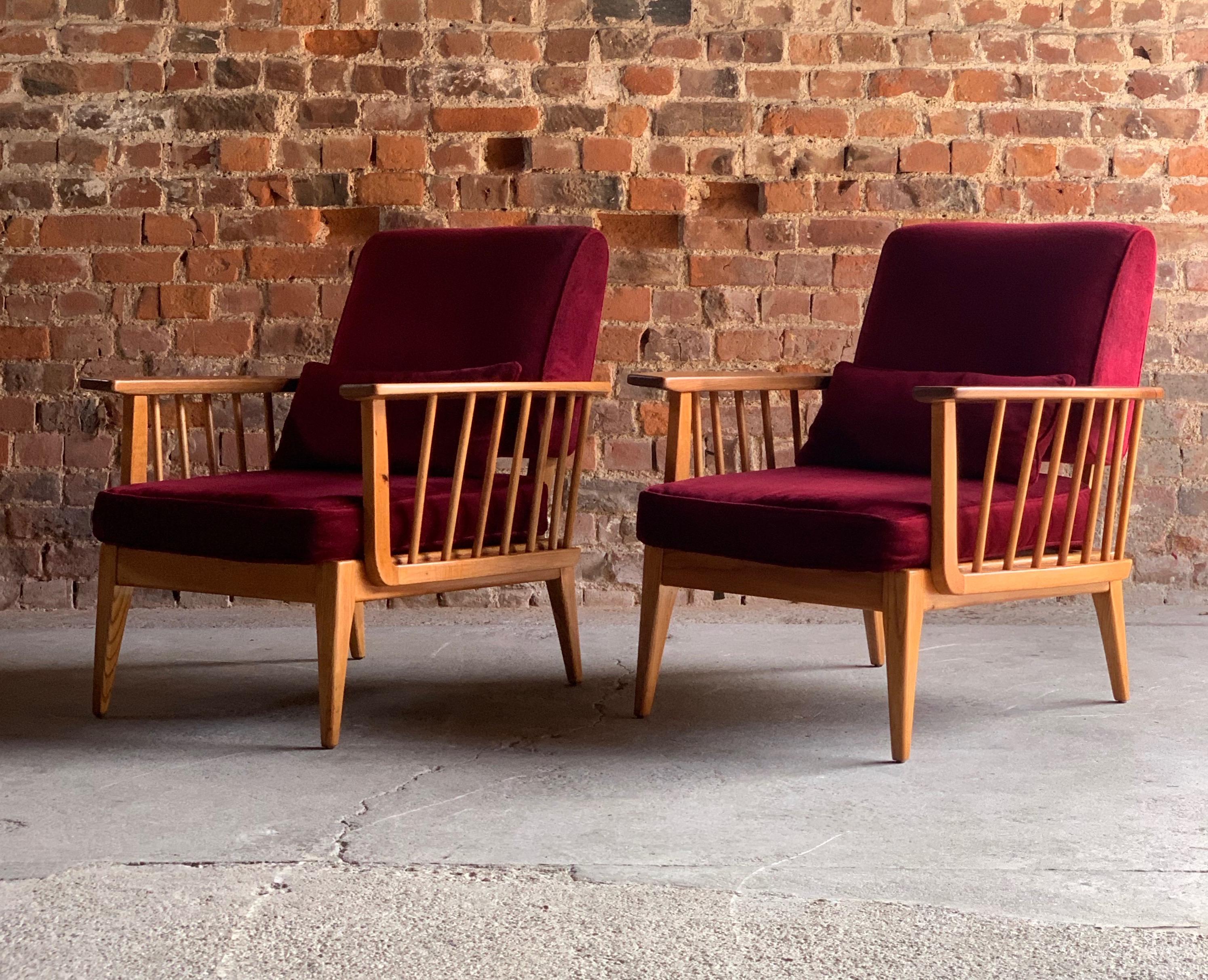 Mid-Century Modern Elm Armchairs Lounge Chairs Pair Danish circa 1960s 3